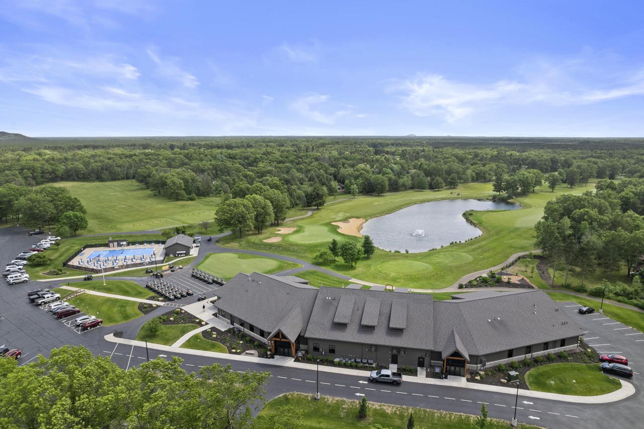 359A Pinehurst DRIVE