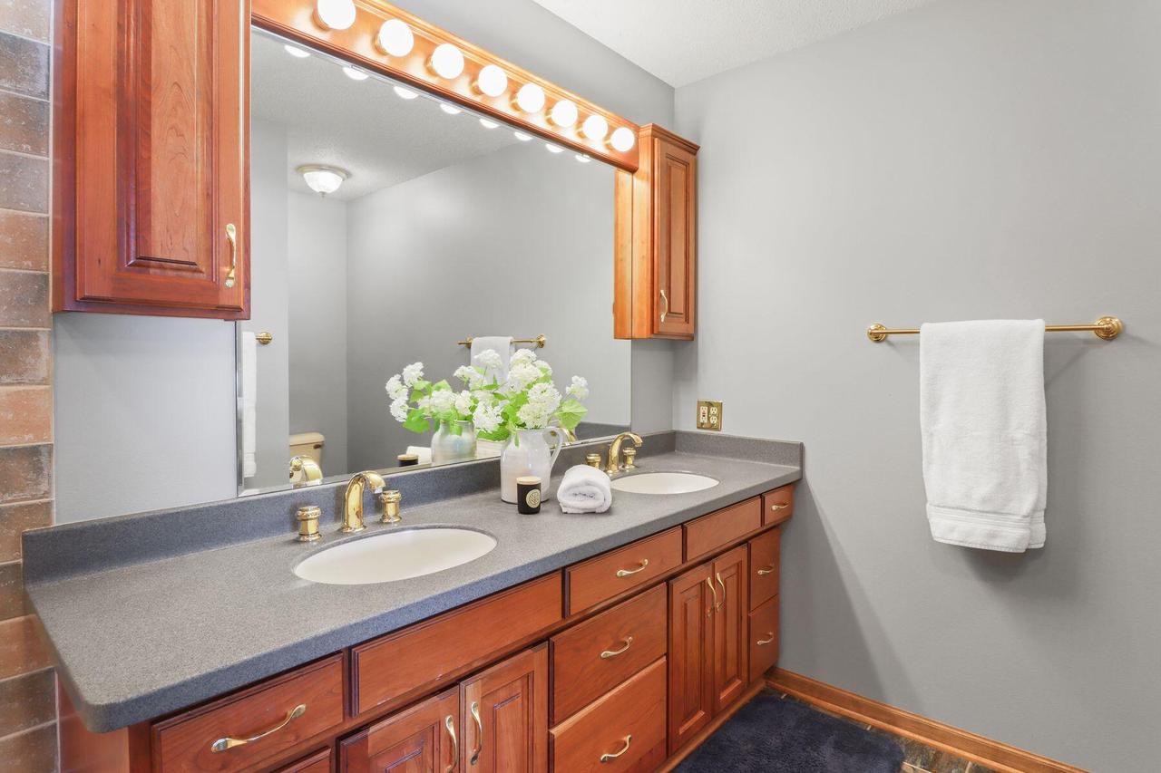 359A Pinehurst DRIVE