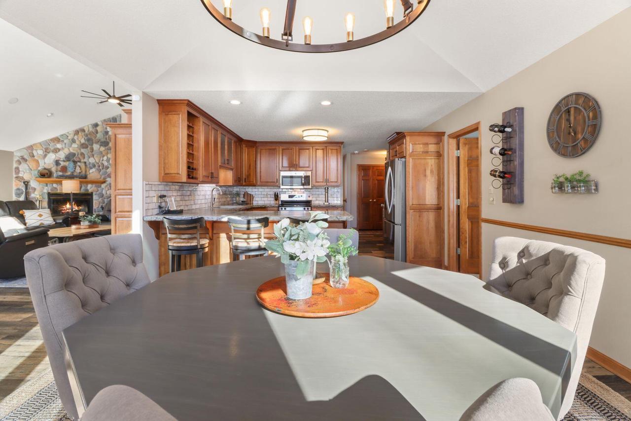 359A Pinehurst DRIVE