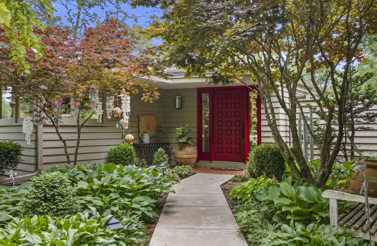 2536 Green Haze AVENUE