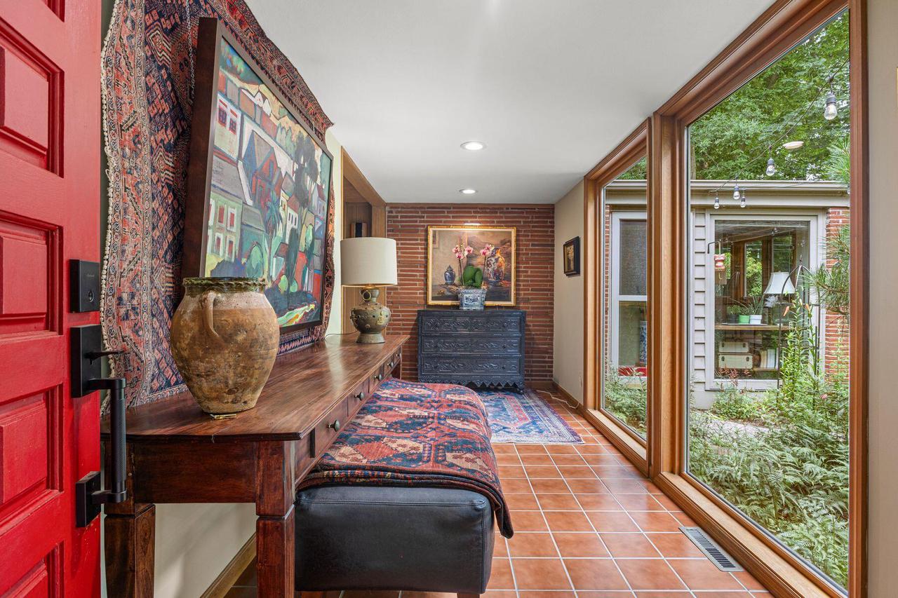 2536 Green Haze AVENUE