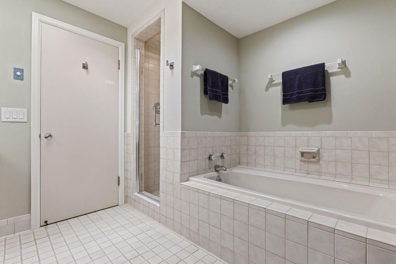 2536 Green Haze AVENUE