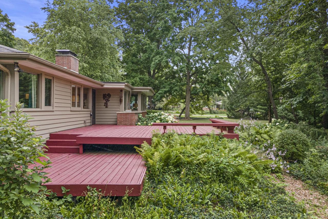 2536 Green Haze AVENUE