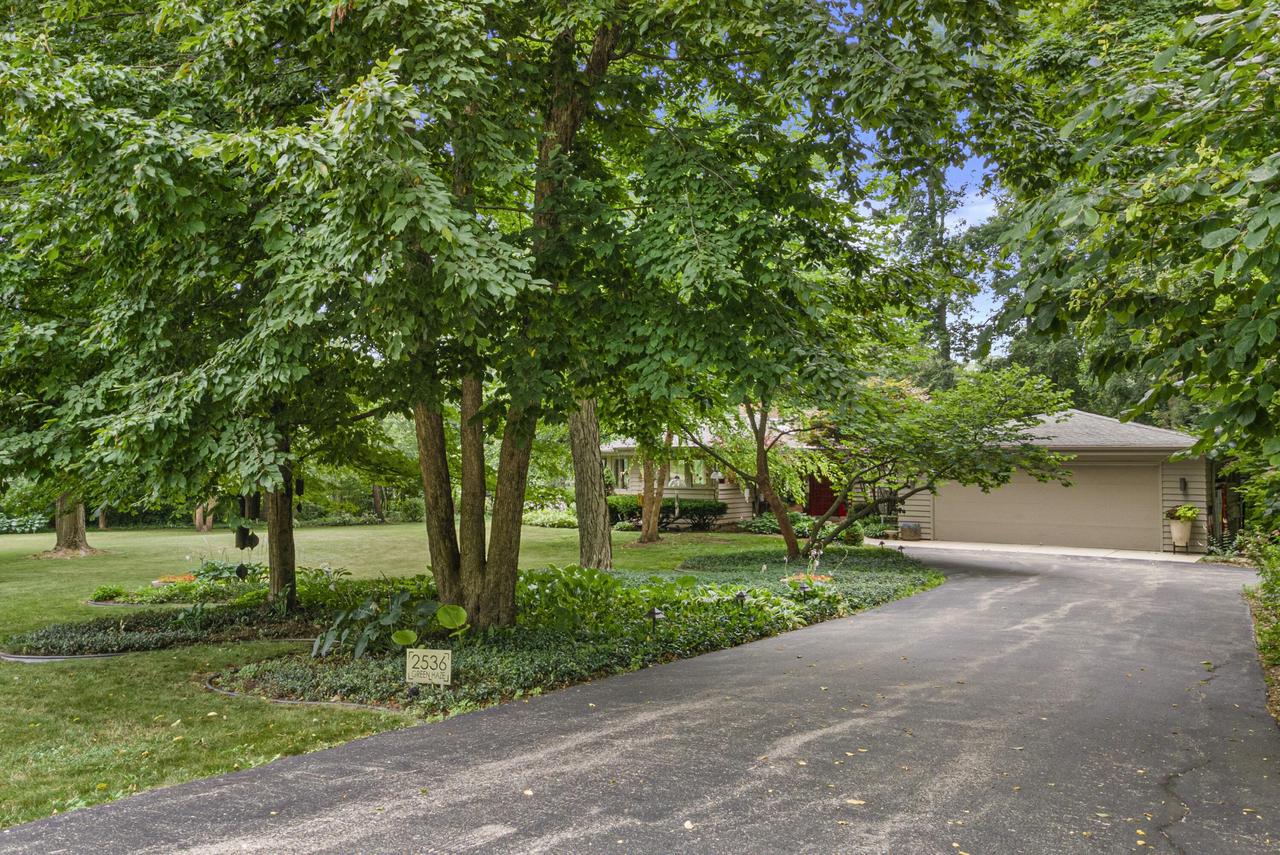 2536 Green Haze AVENUE