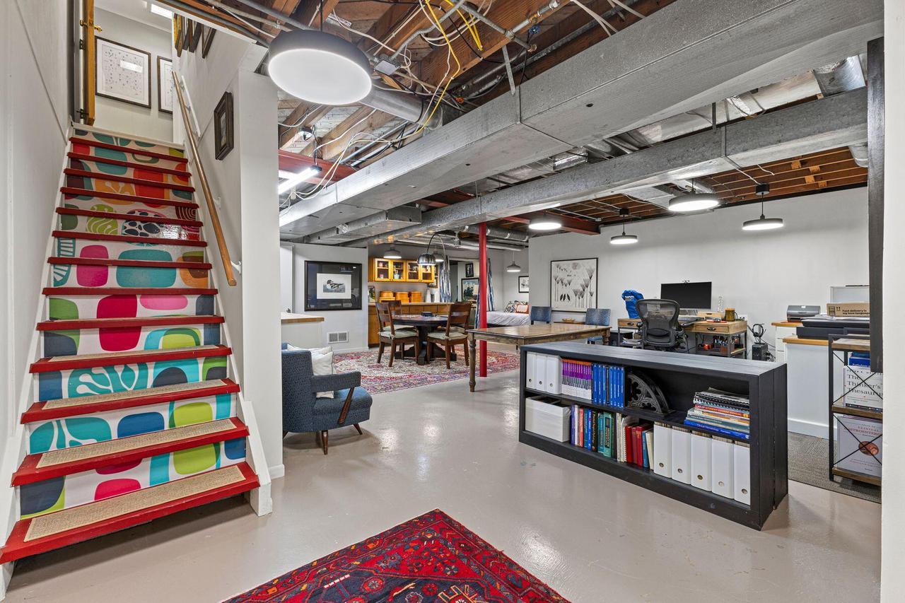 2536 Green Haze AVENUE