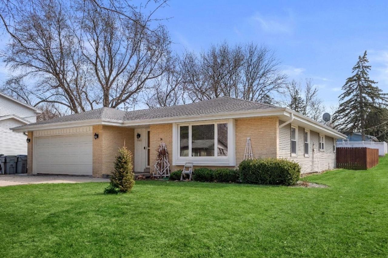 11925 West Lynx AVENUE