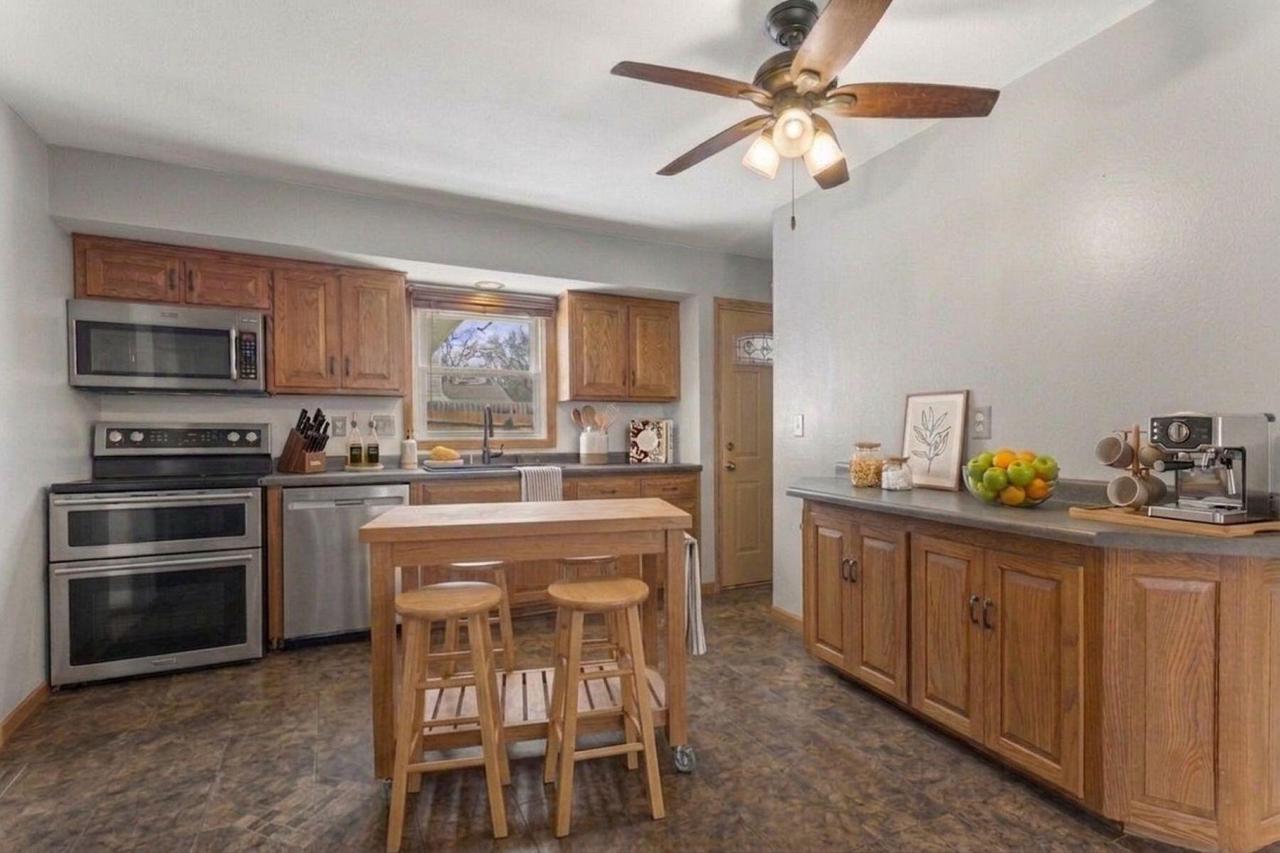 11925 West Lynx AVENUE