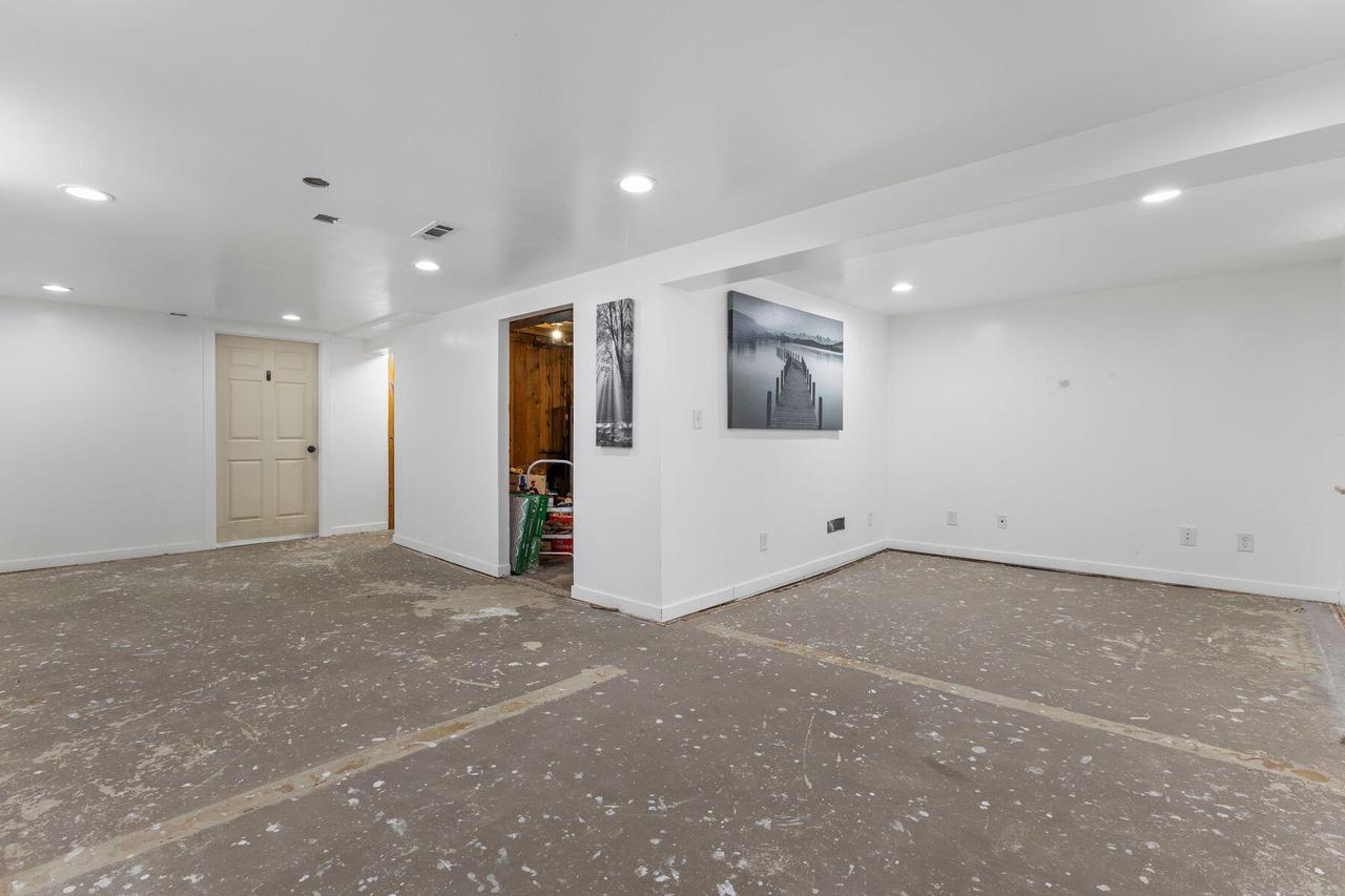 11925 West Lynx AVENUE