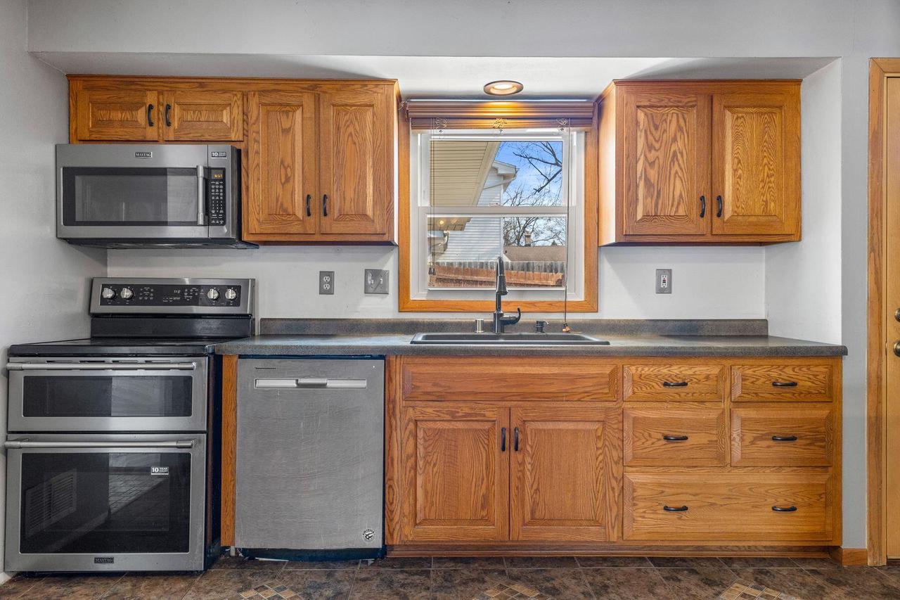 11925 West Lynx AVENUE