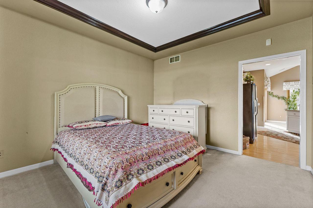 6645 Fieldstone COURT