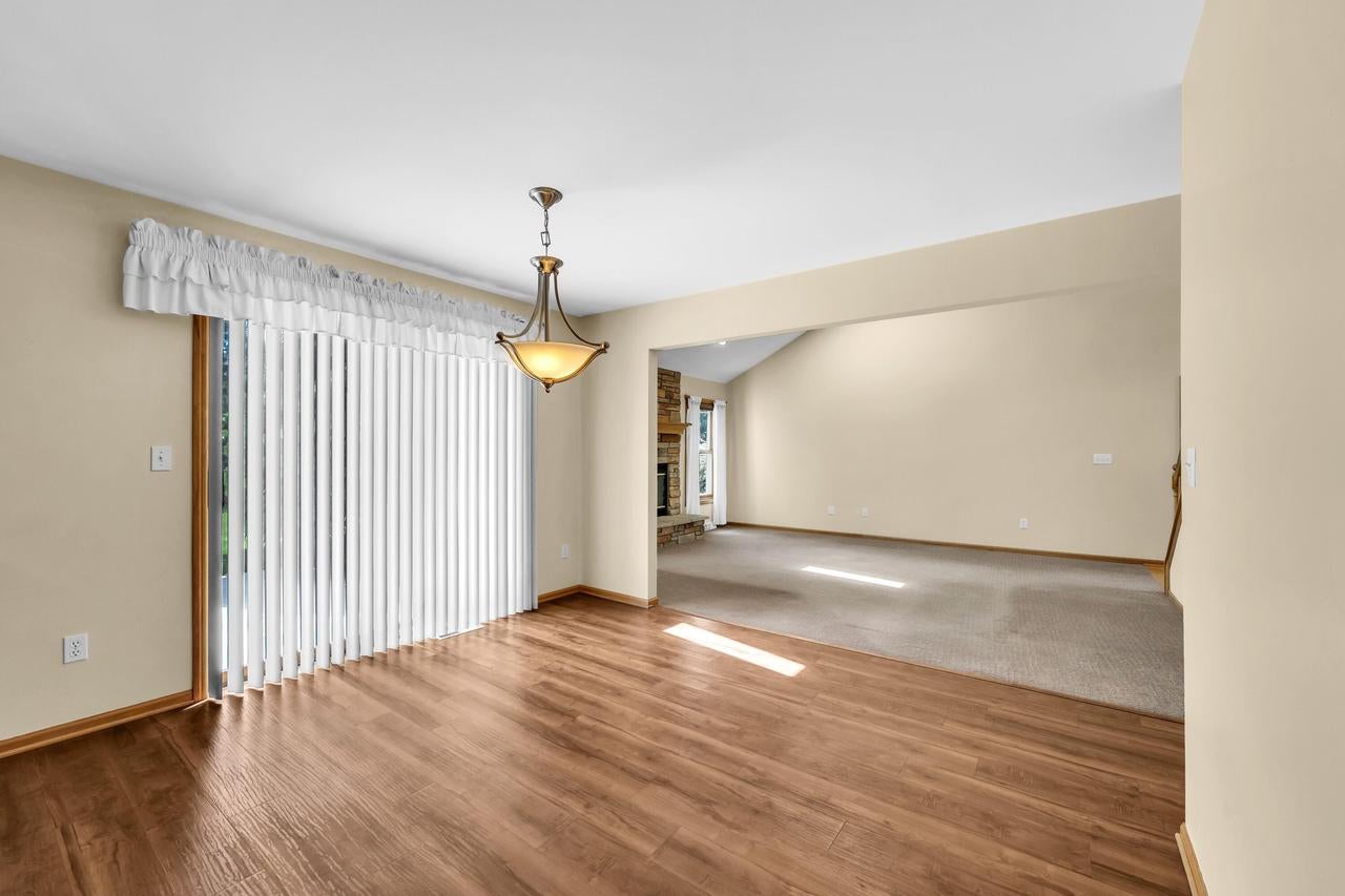 1047 27TH COURT