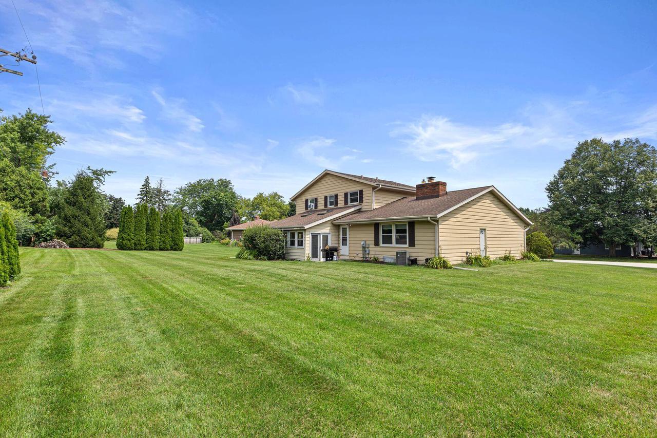 4008 Mallard LANE