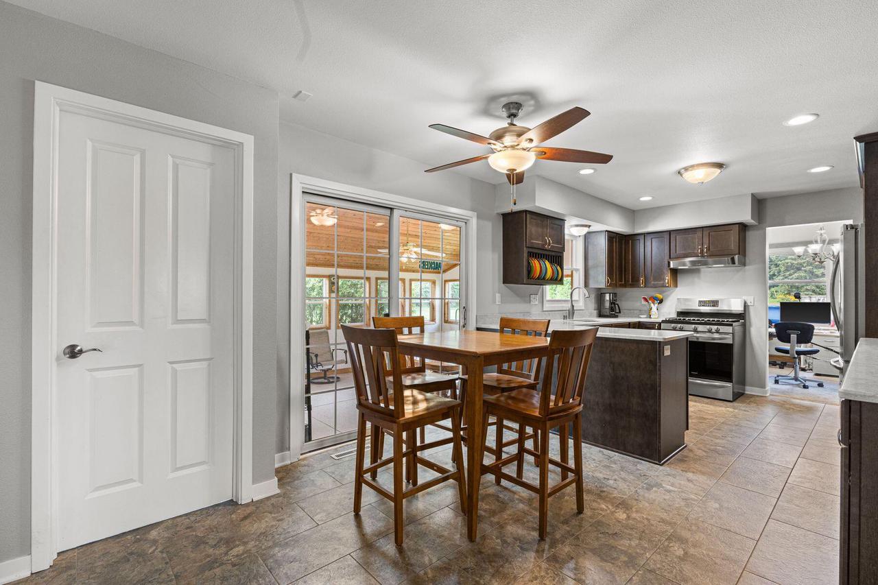 4008 Mallard LANE