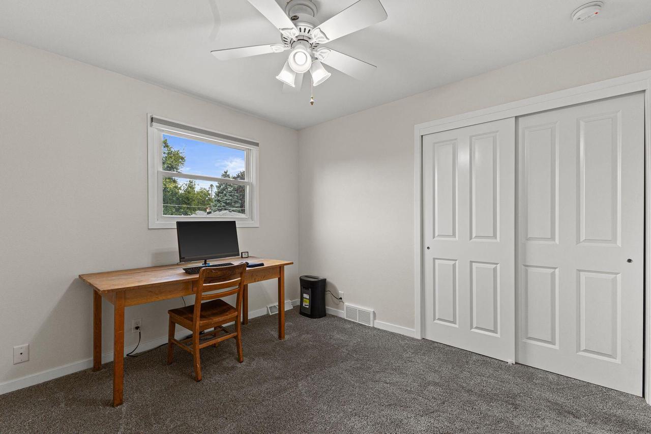 4008 Mallard LANE