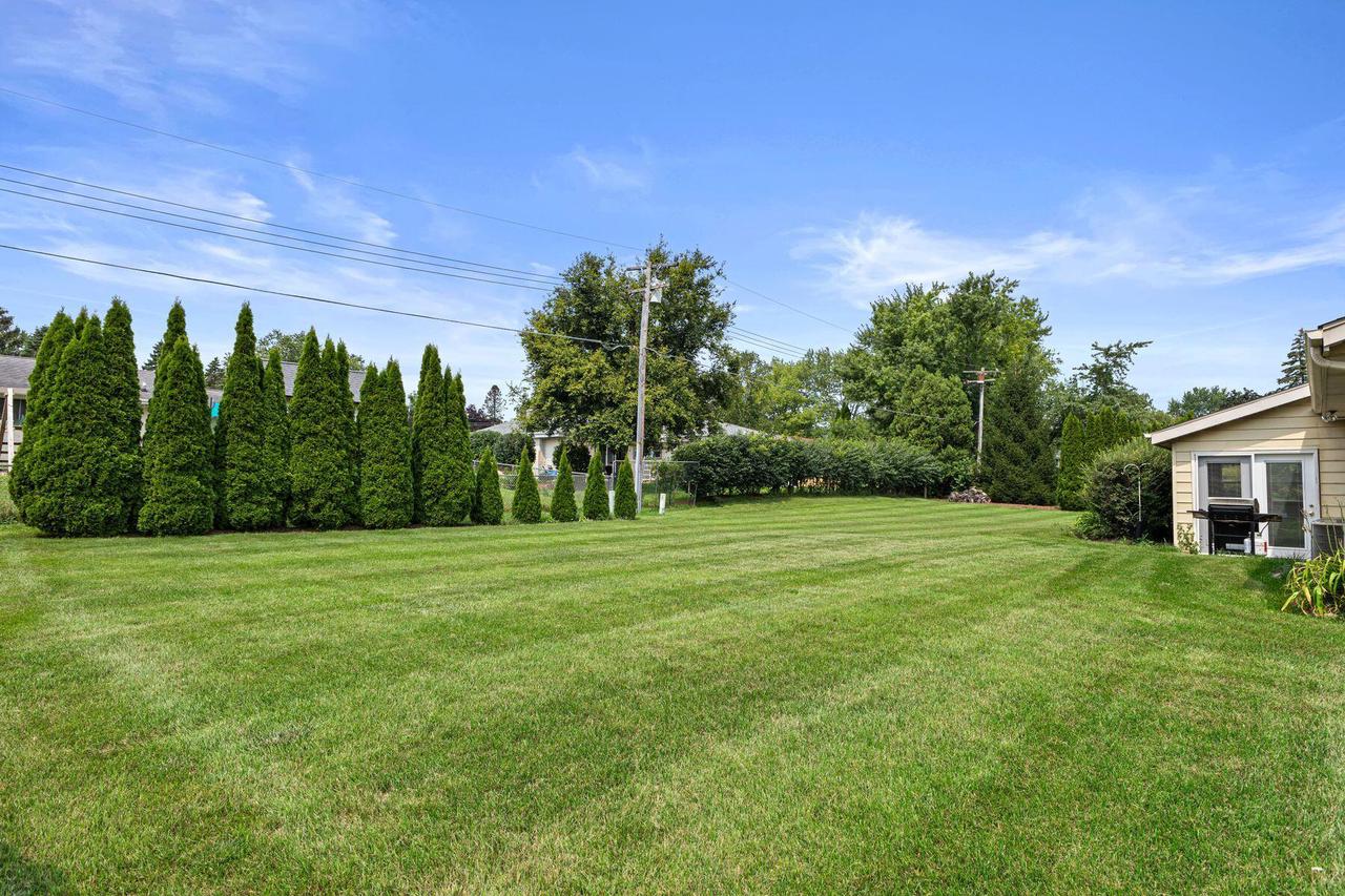 4008 Mallard LANE