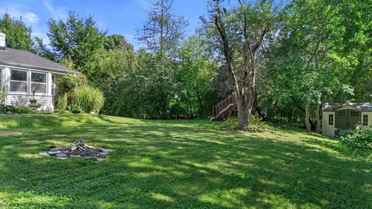 4349 Woodbury LANE