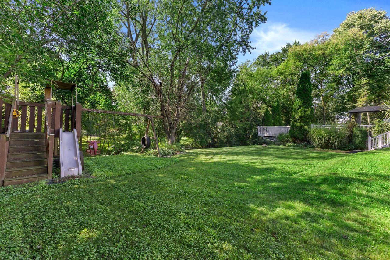 4349 Woodbury LANE