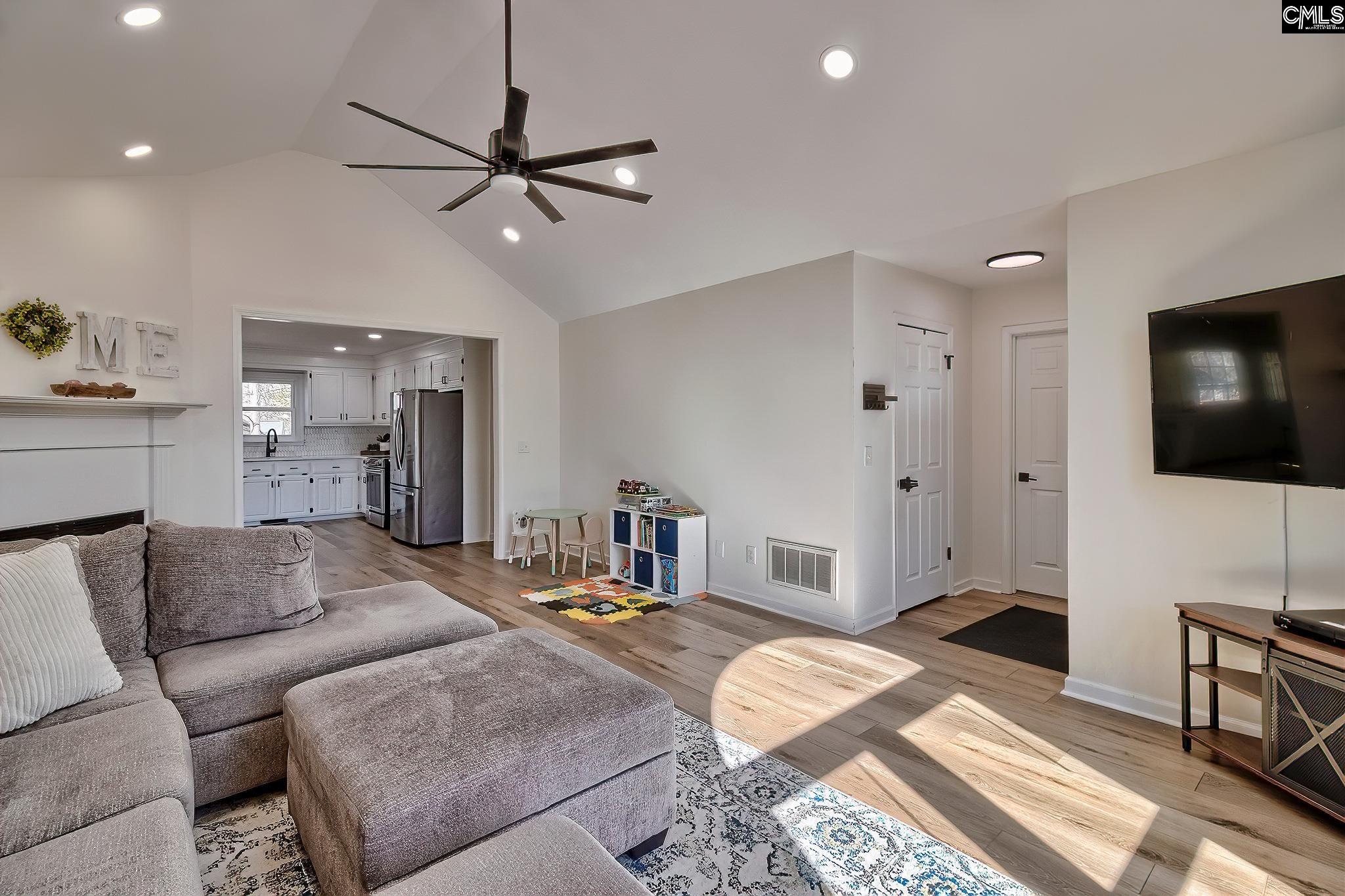 796 Parkhurst Lane