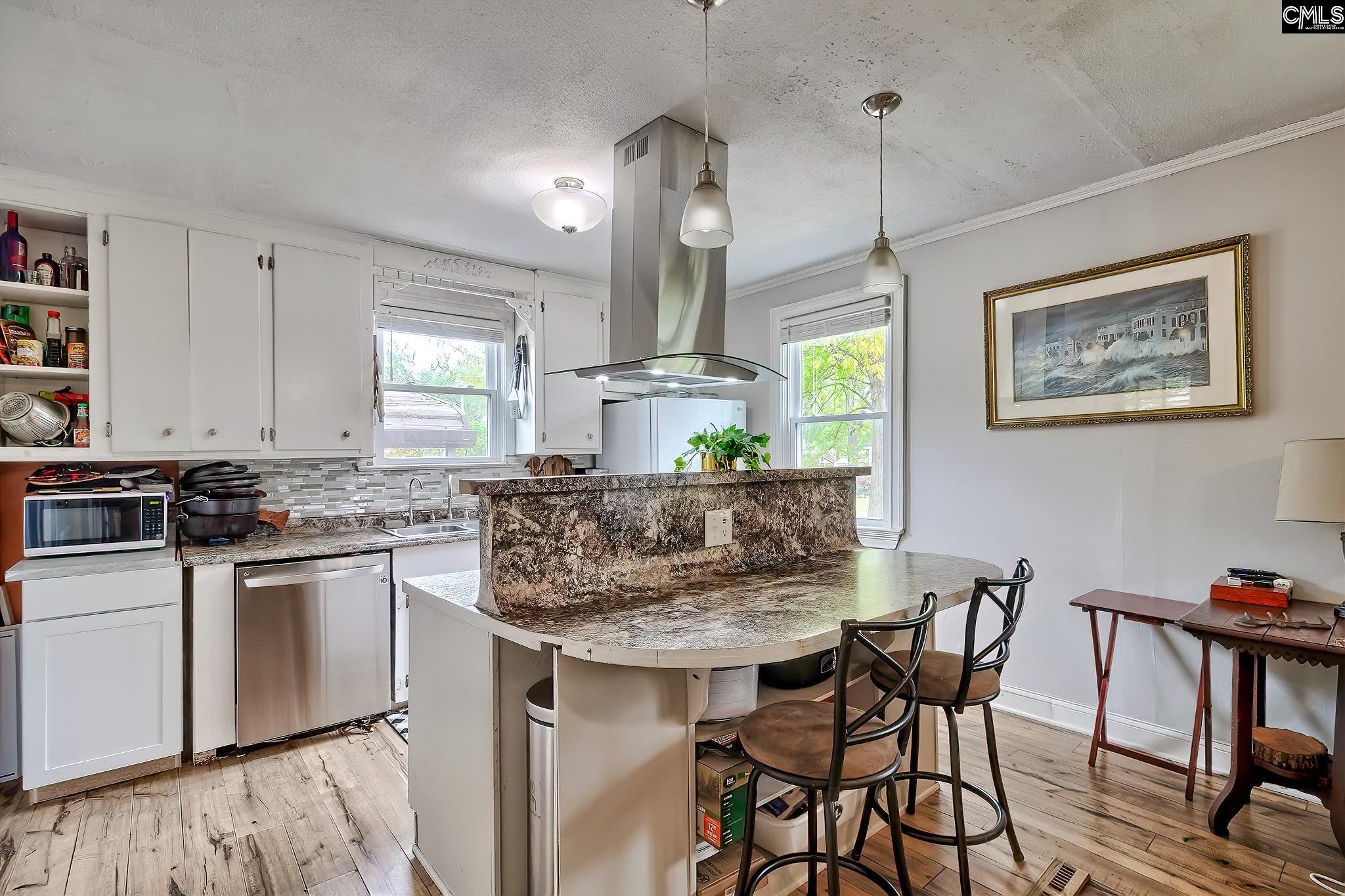 1212 Sunnyside Drive