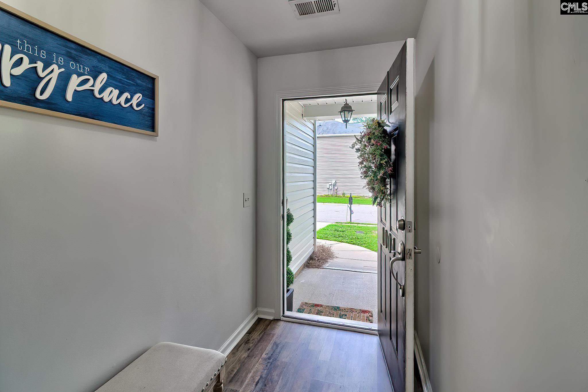 1004 Kingston Village Loop