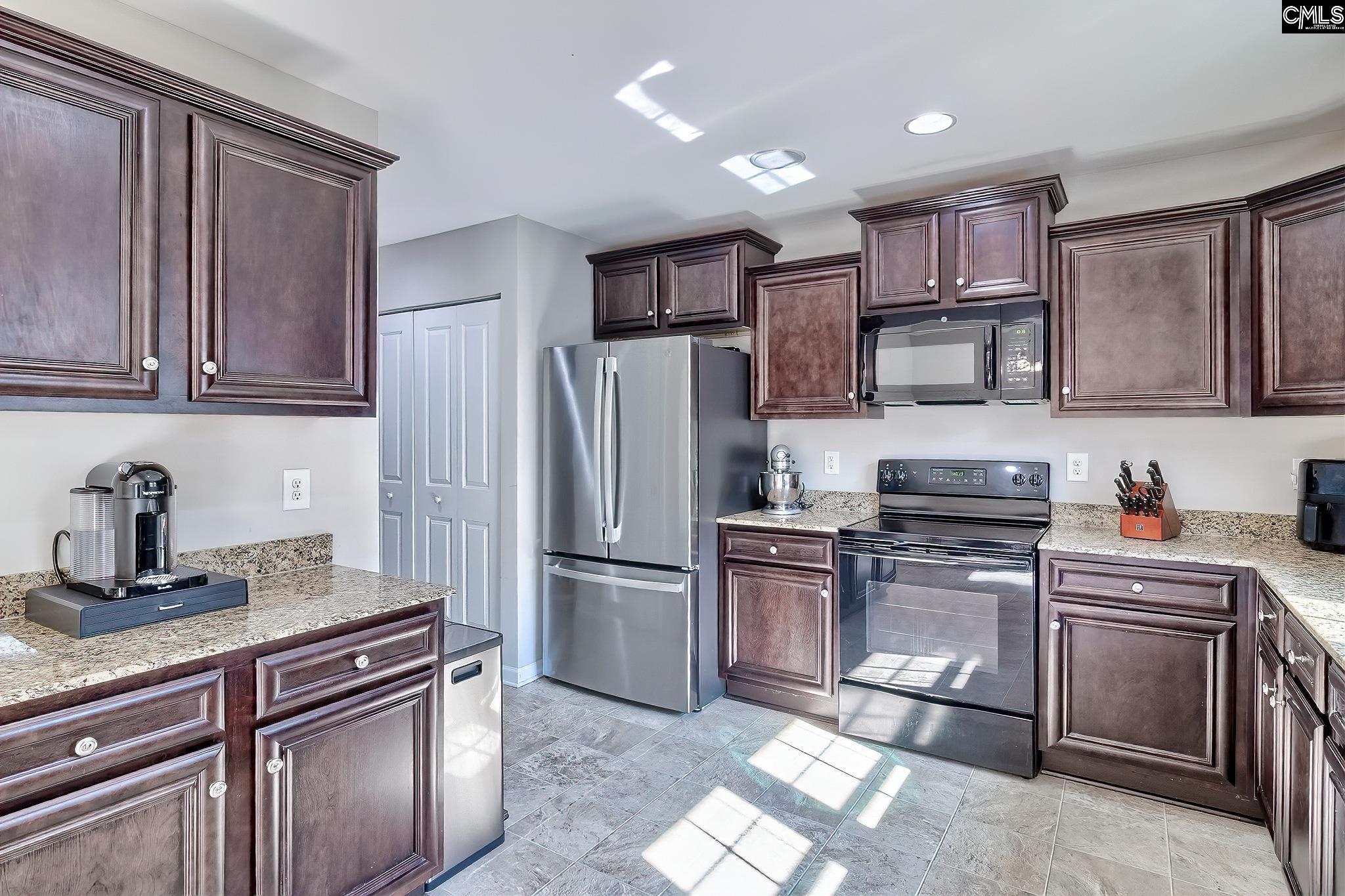 612 Dawsons Park Way