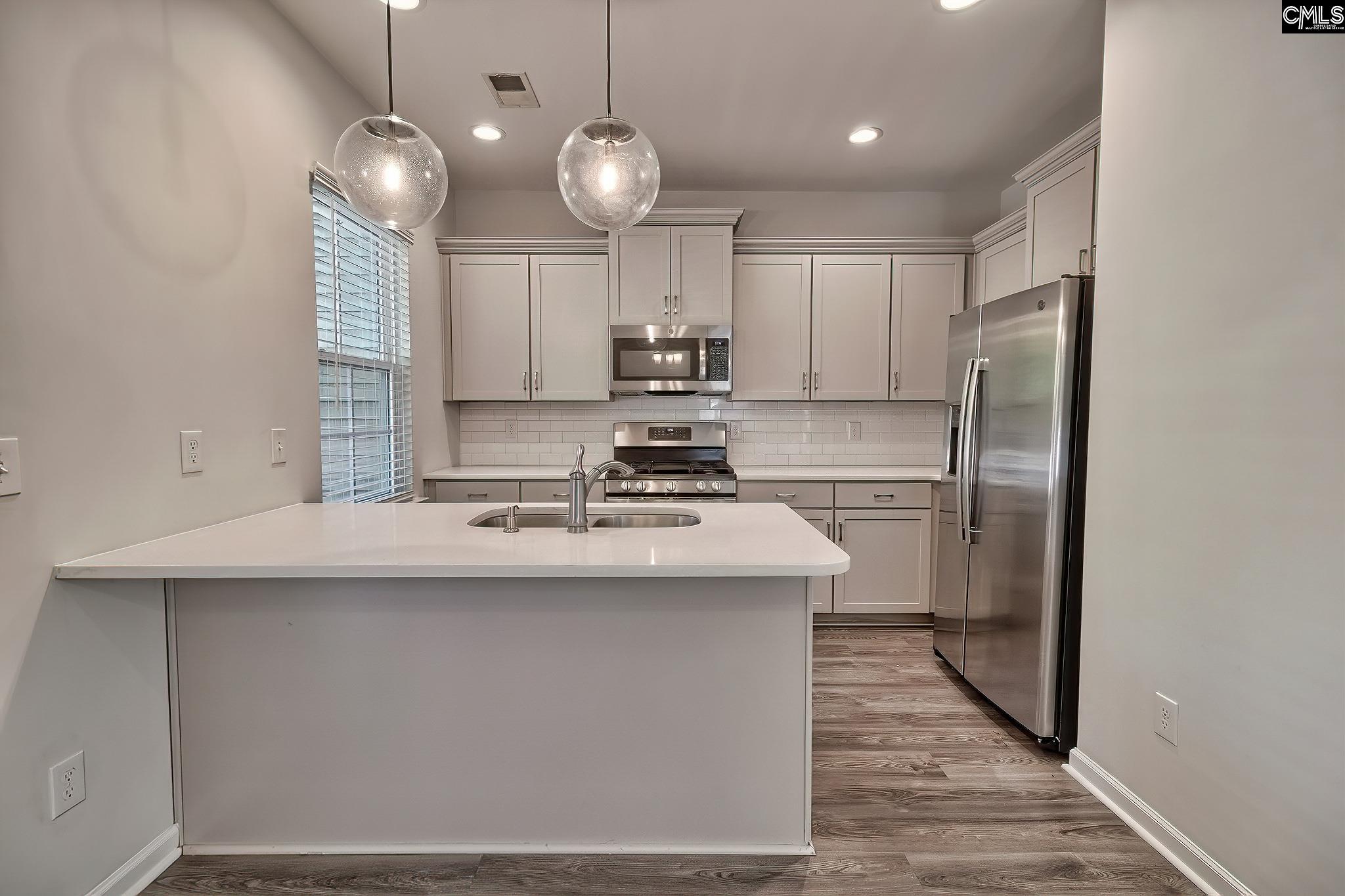 285 Northwood Street