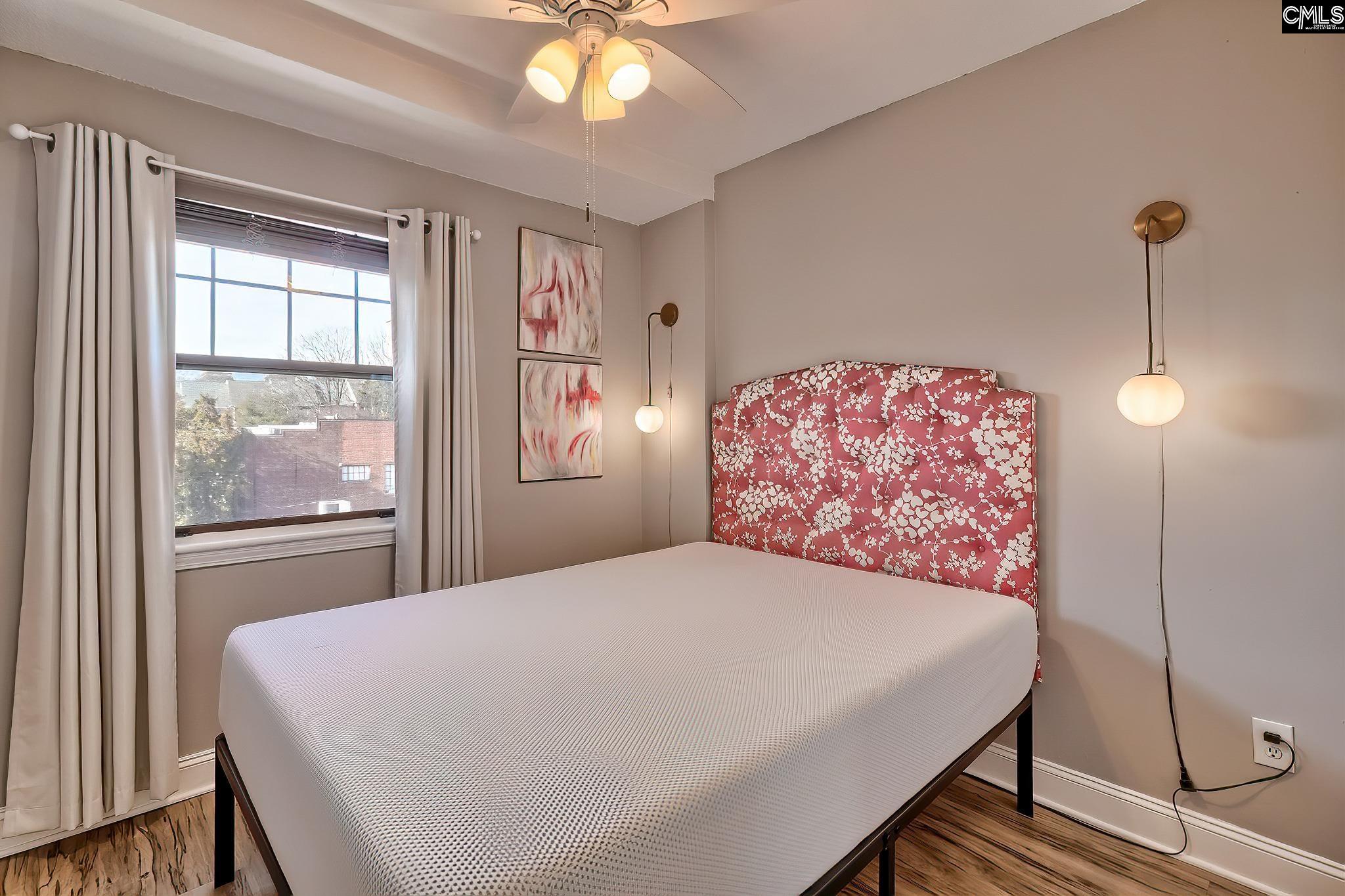 2009 Green Street 418