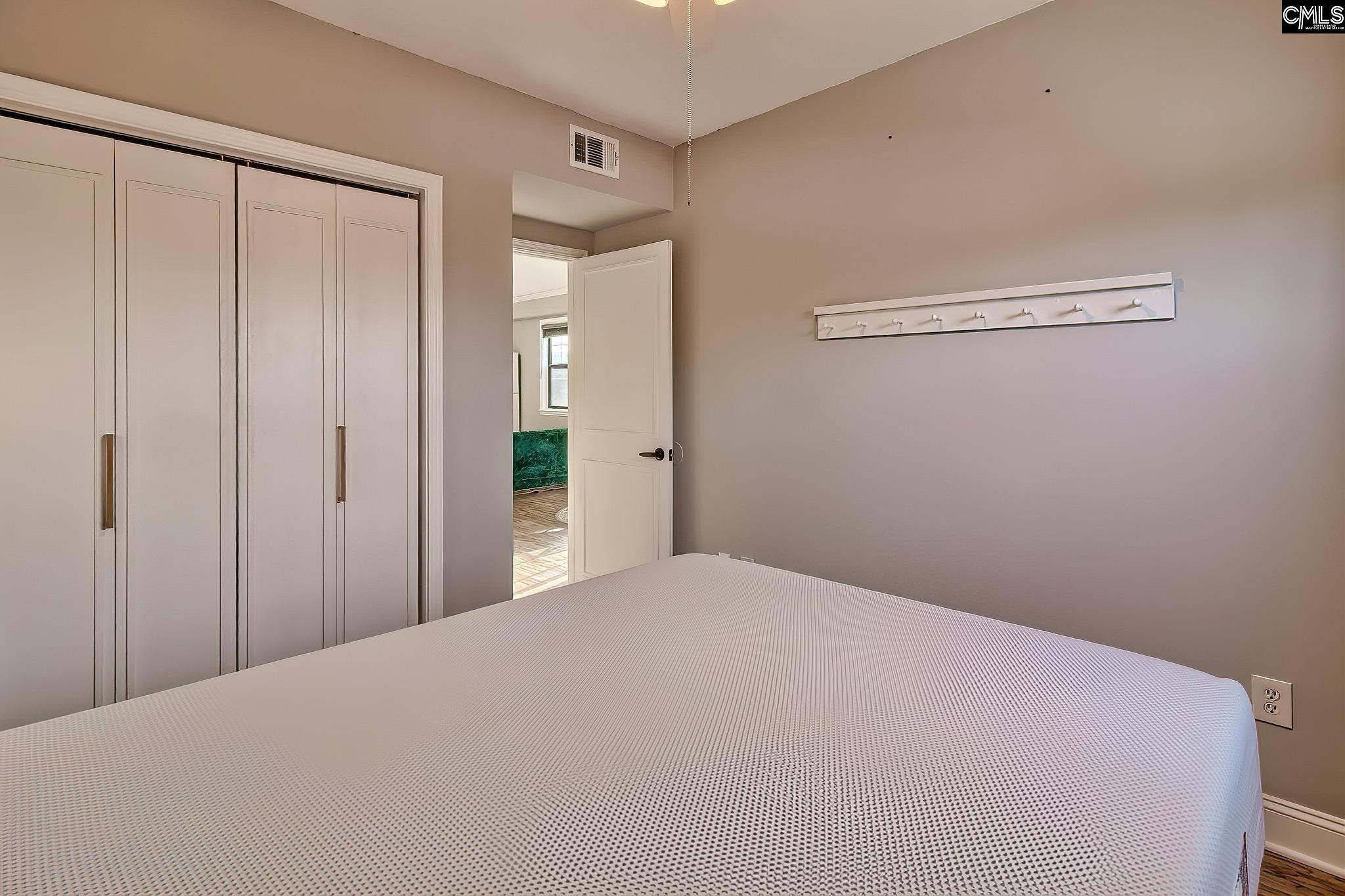 2009 Green Street 418