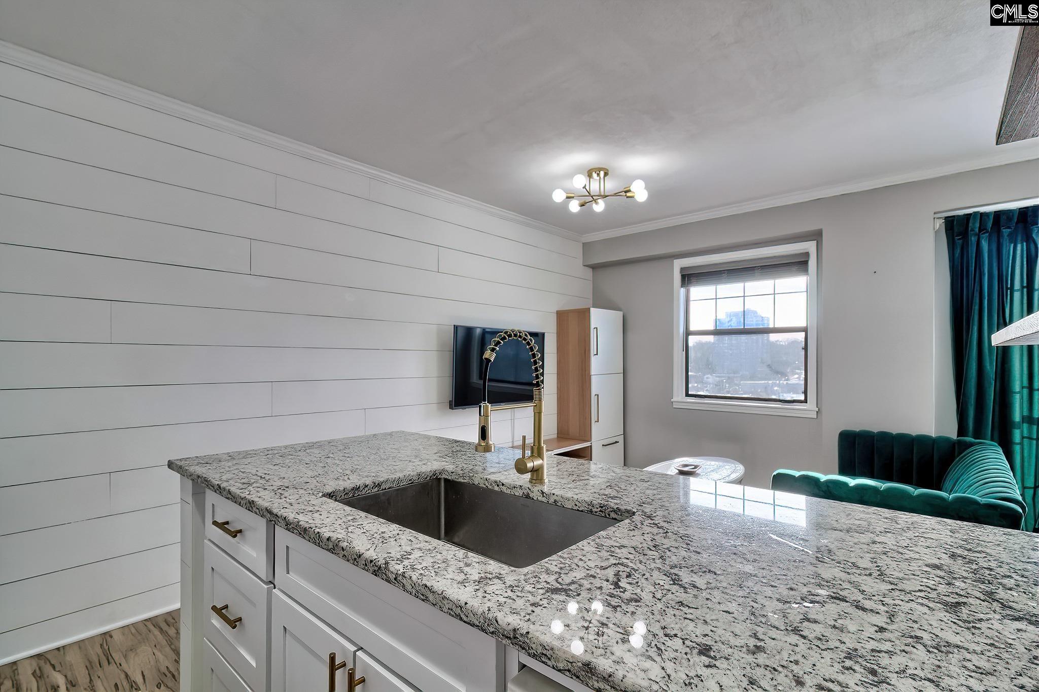 2009 Green Street 418