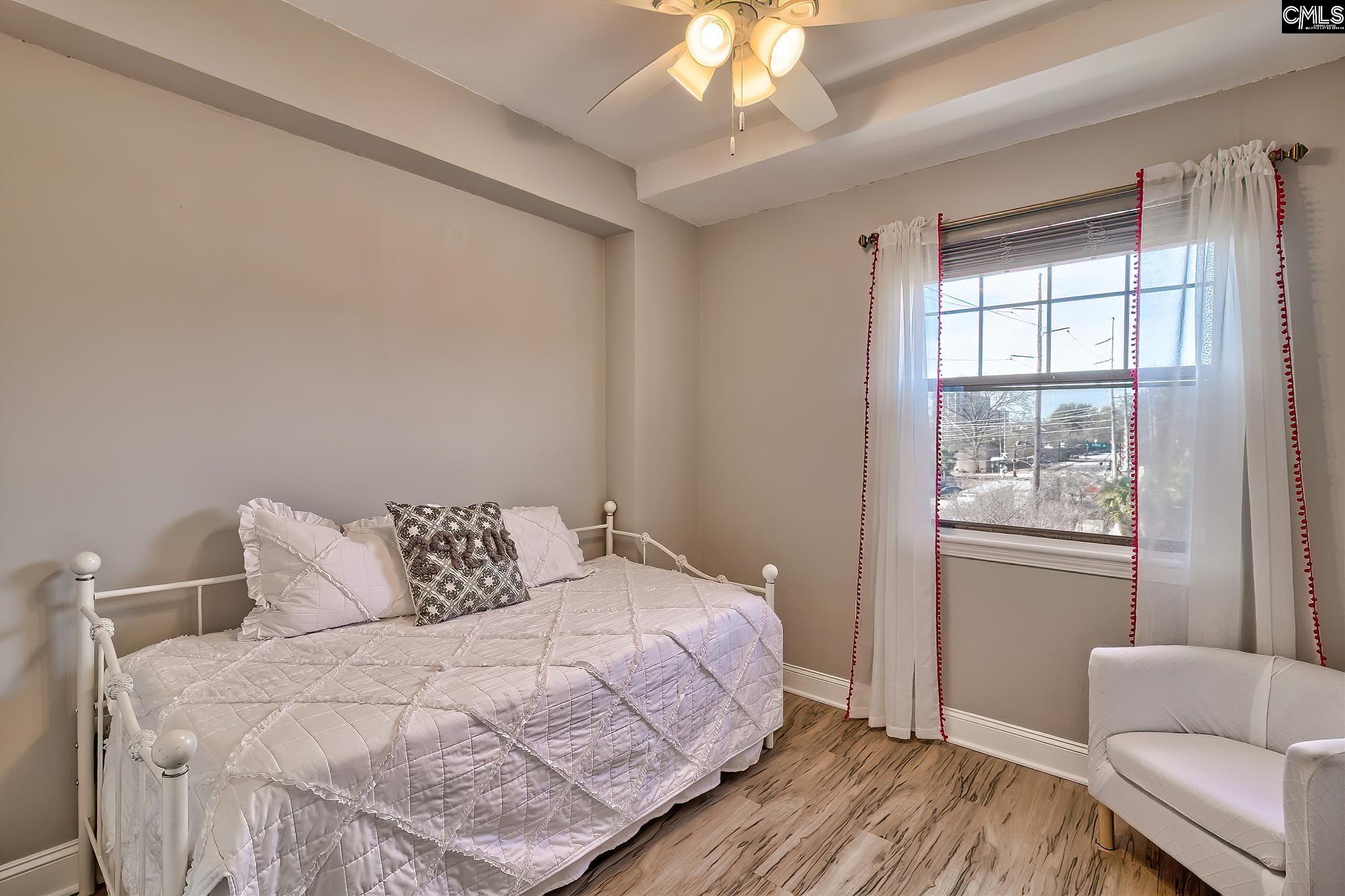 2009 Green Street 418