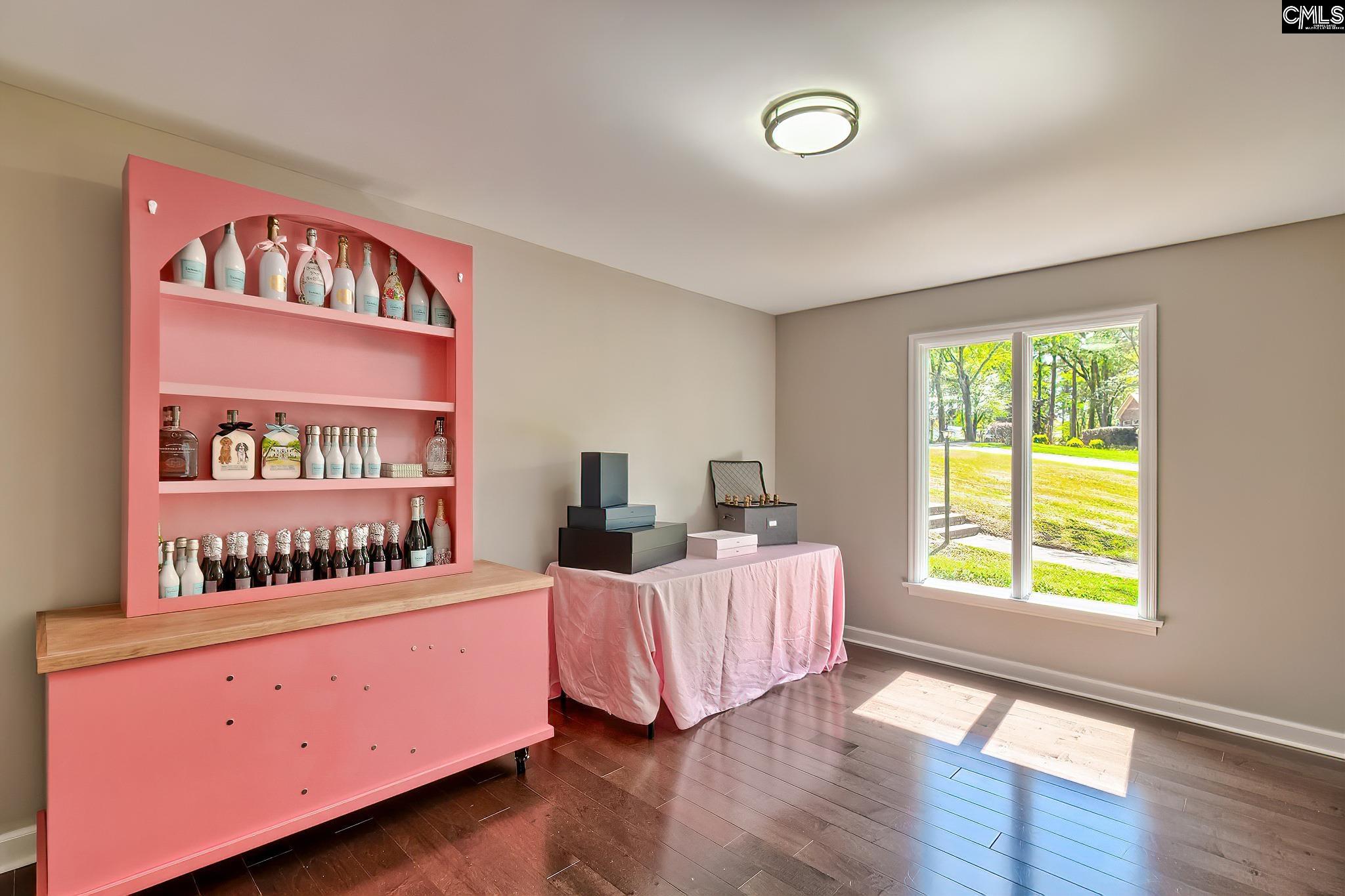 108 Middlebrook Drive