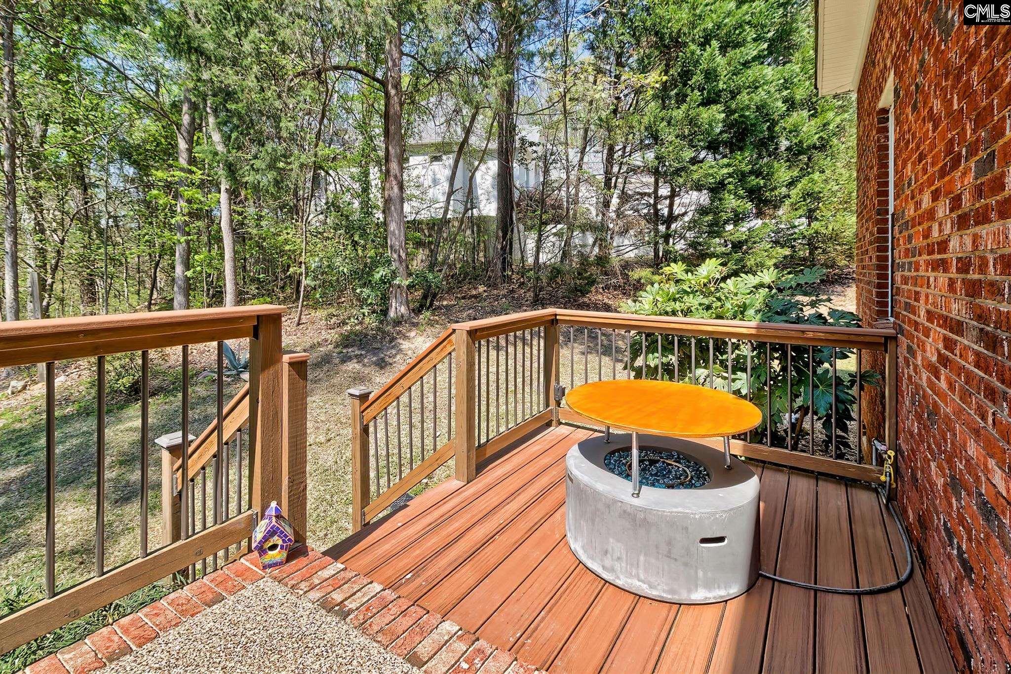 128 Leslie Loch Lane