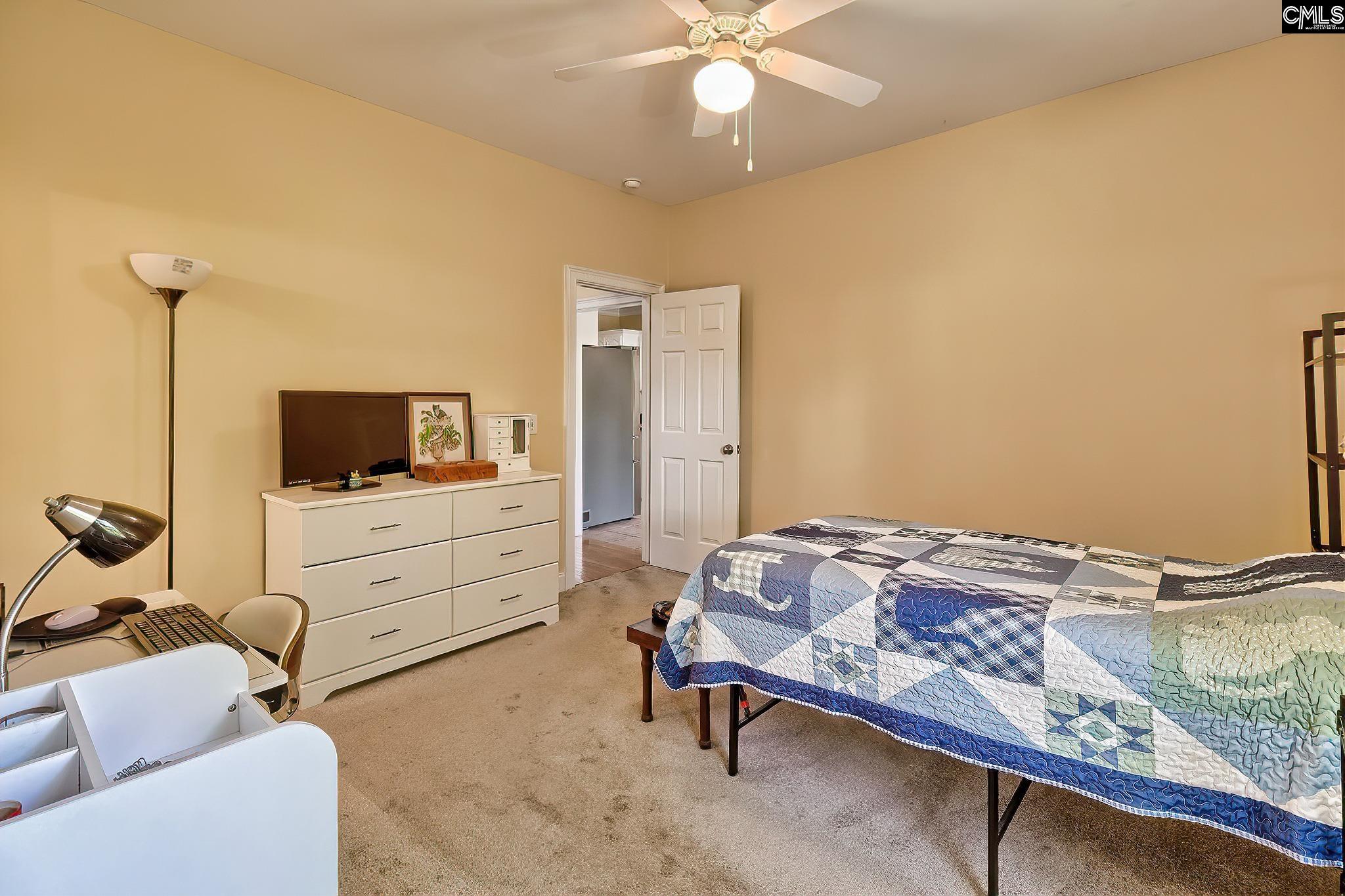 128 Leslie Loch Lane