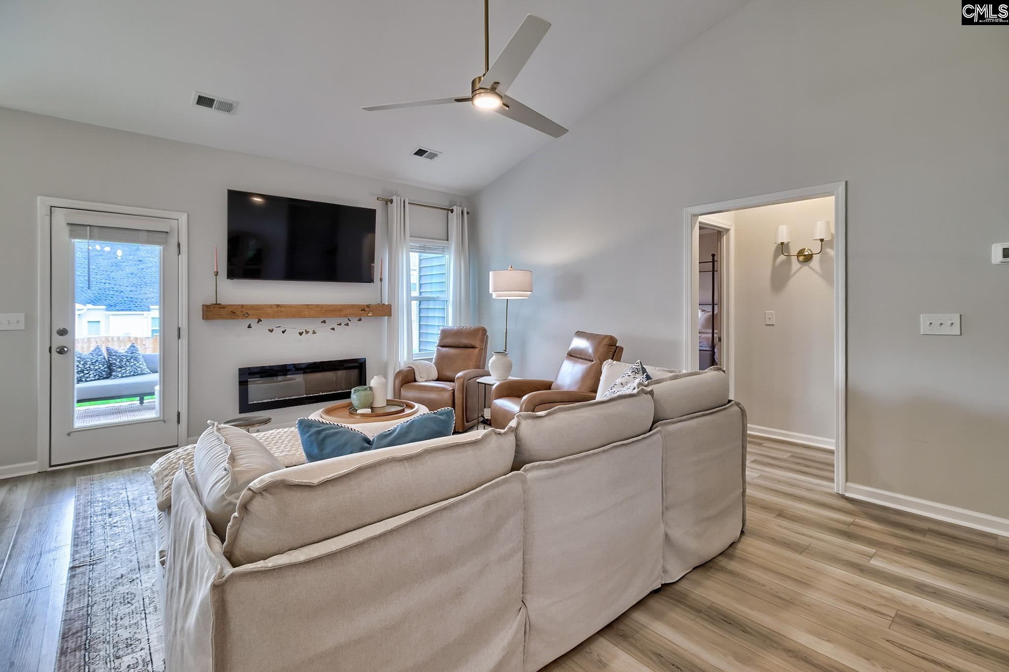 933 Perlino Place