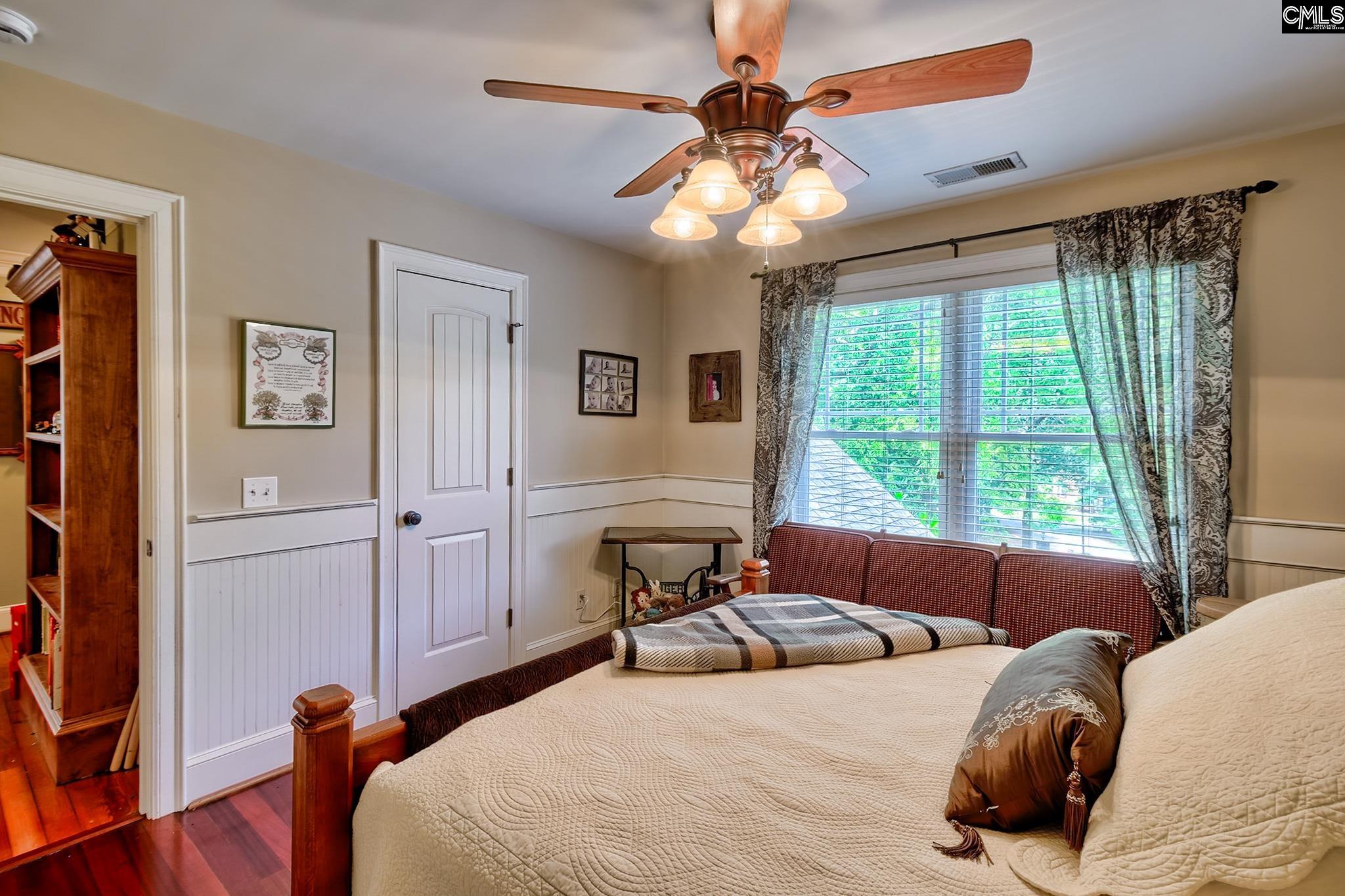 112 Barnacle Circle