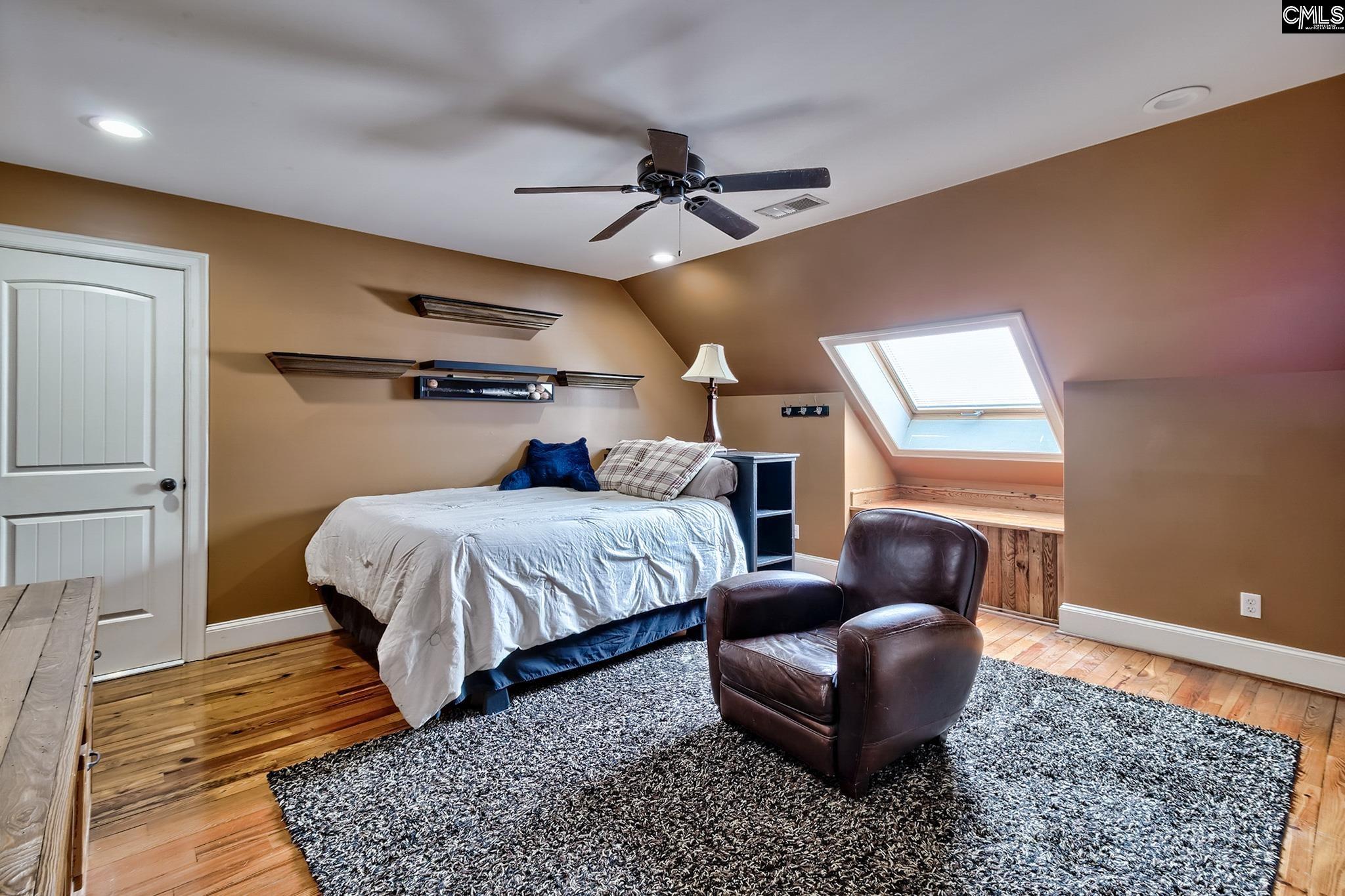 112 Barnacle Circle