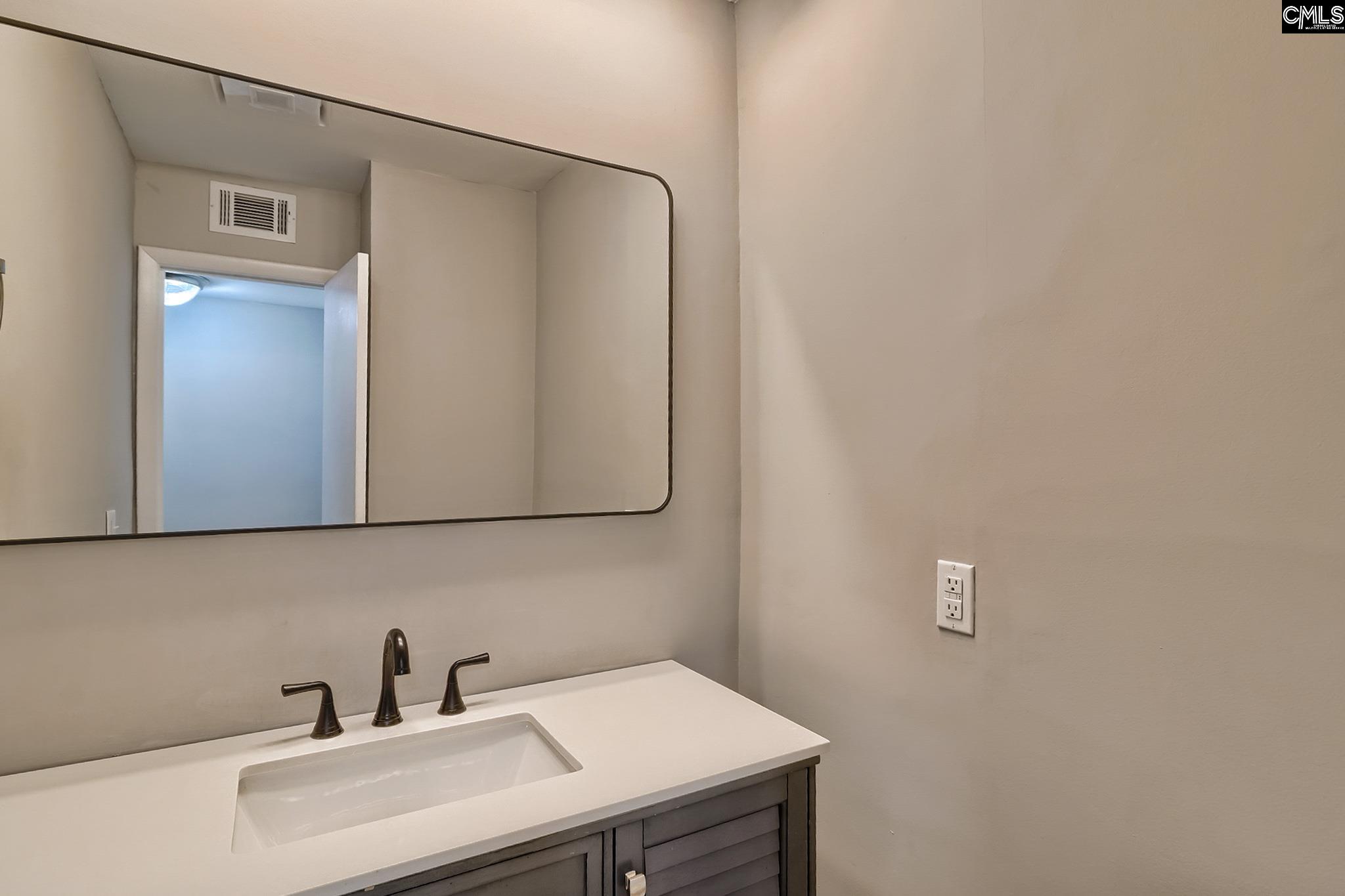 20 Indian Creek Trail