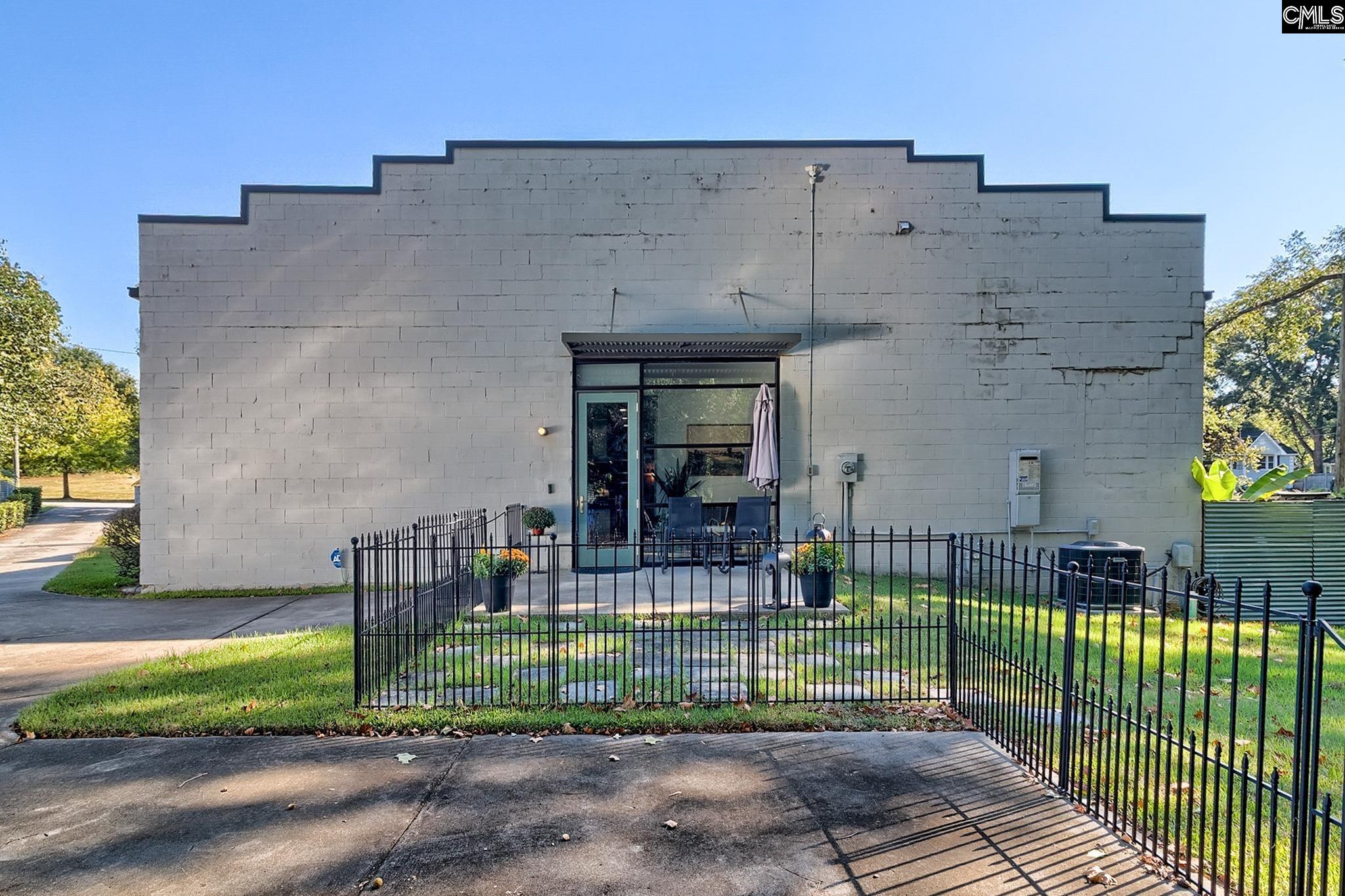 2519 Park Street