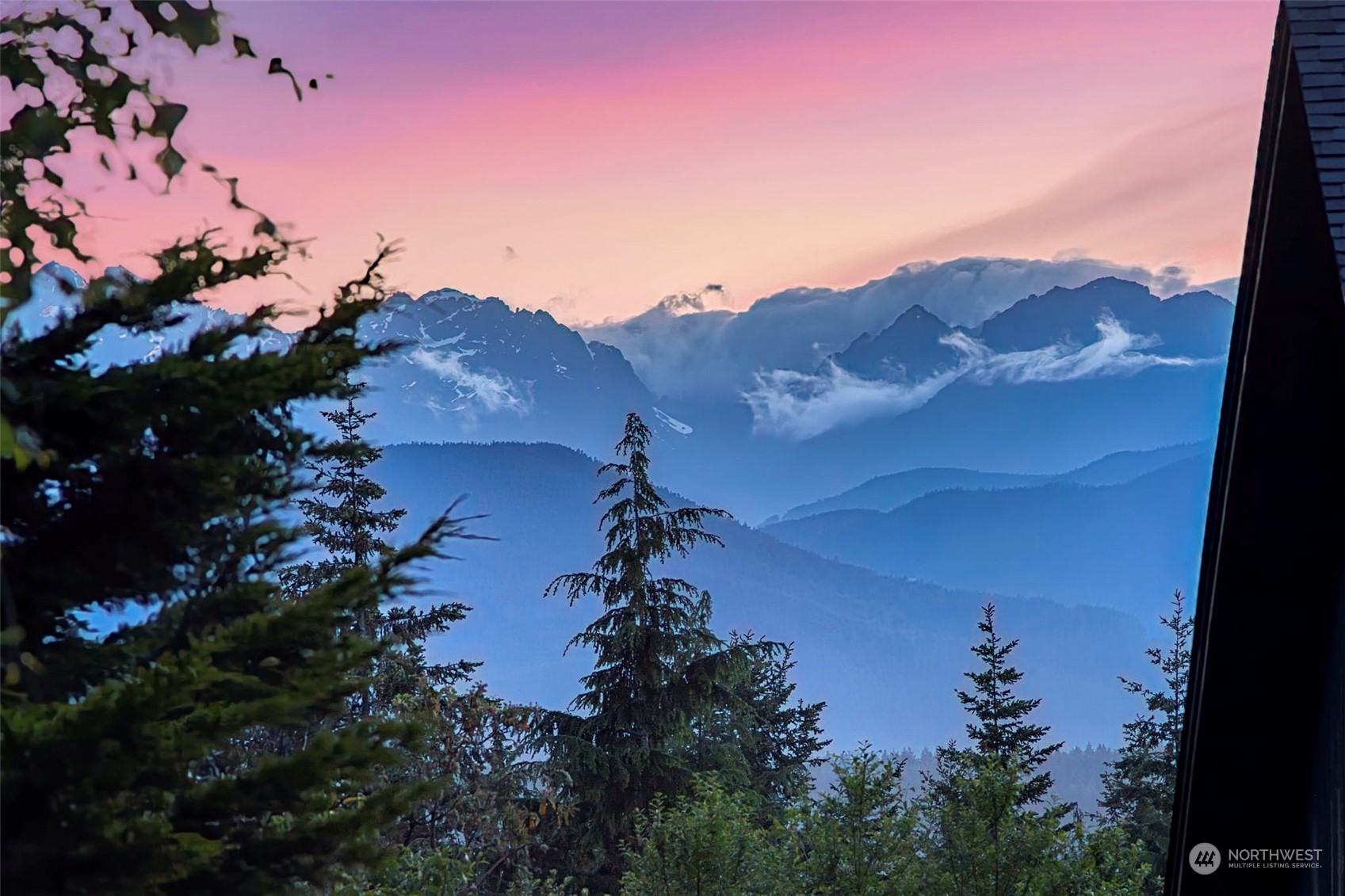 1753 NW Kekamek Drive