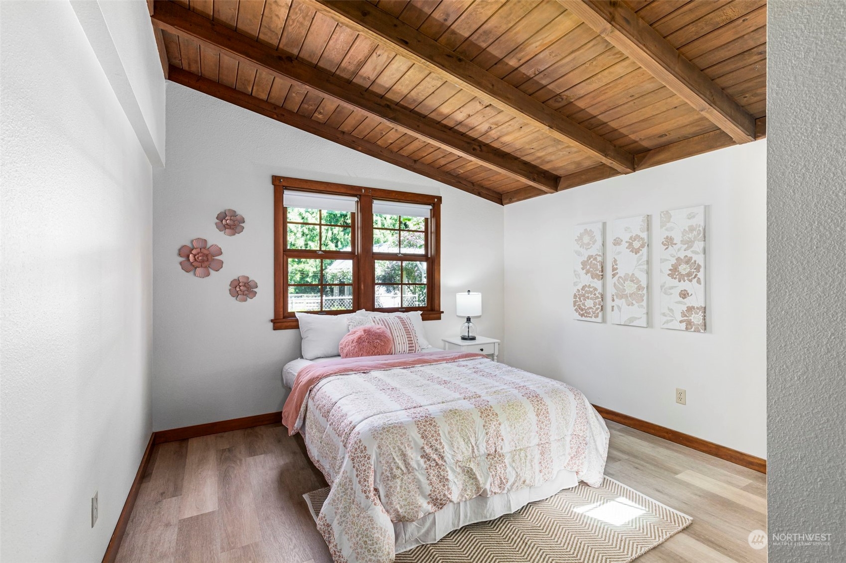 1753 NW Kekamek Drive