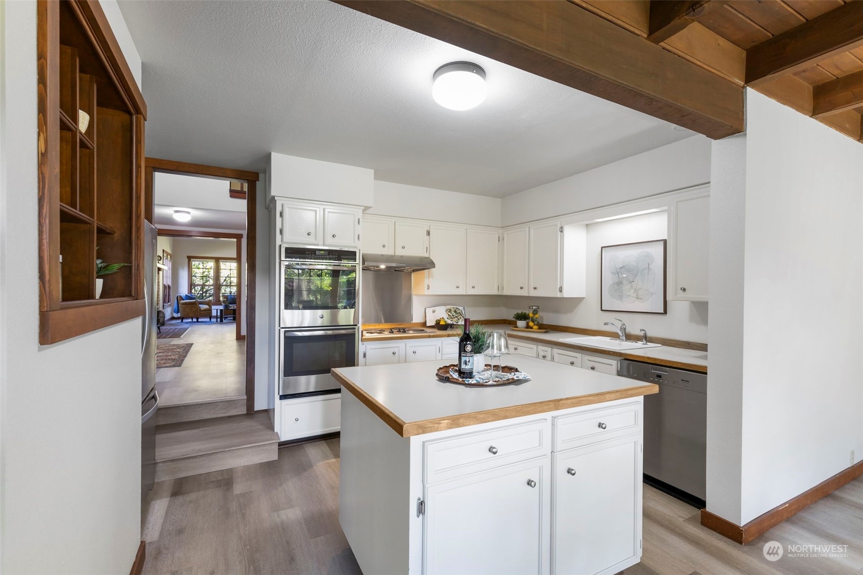 1753 NW Kekamek Drive