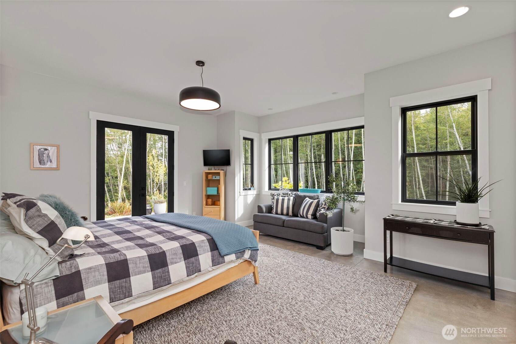 6565 NE Twin Spits Road