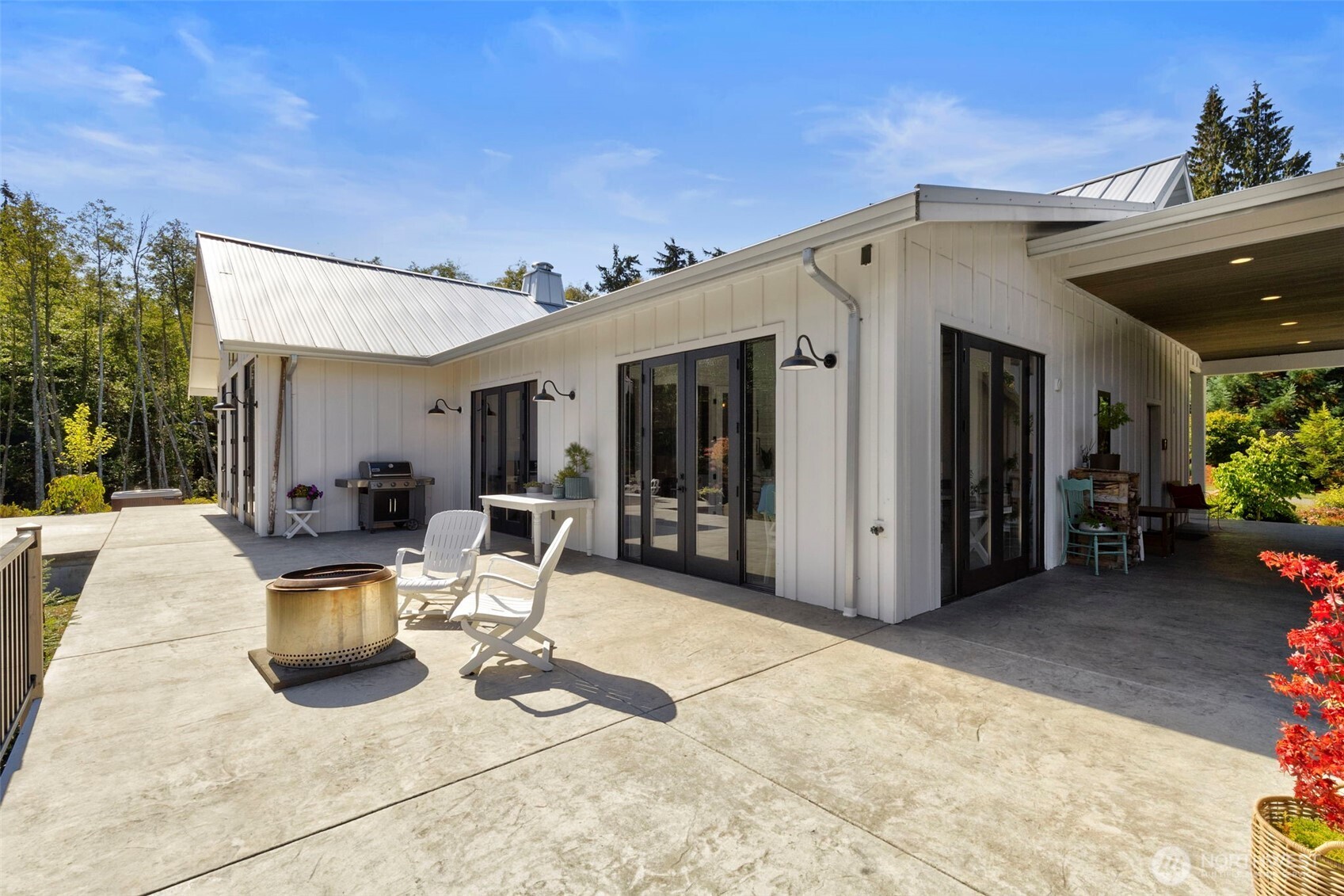 6565 NE Twin Spits Road