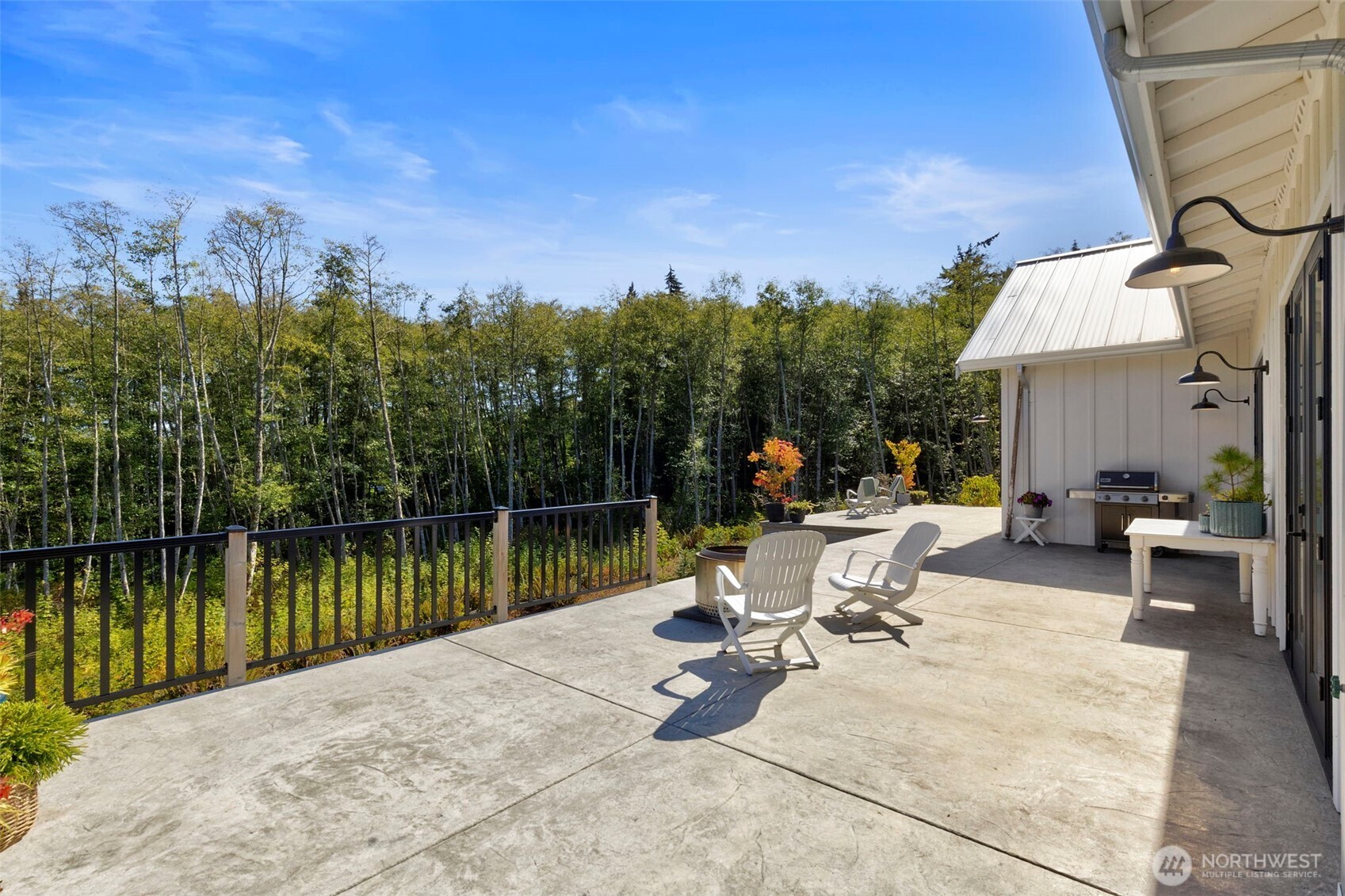 6565 NE Twin Spits Road