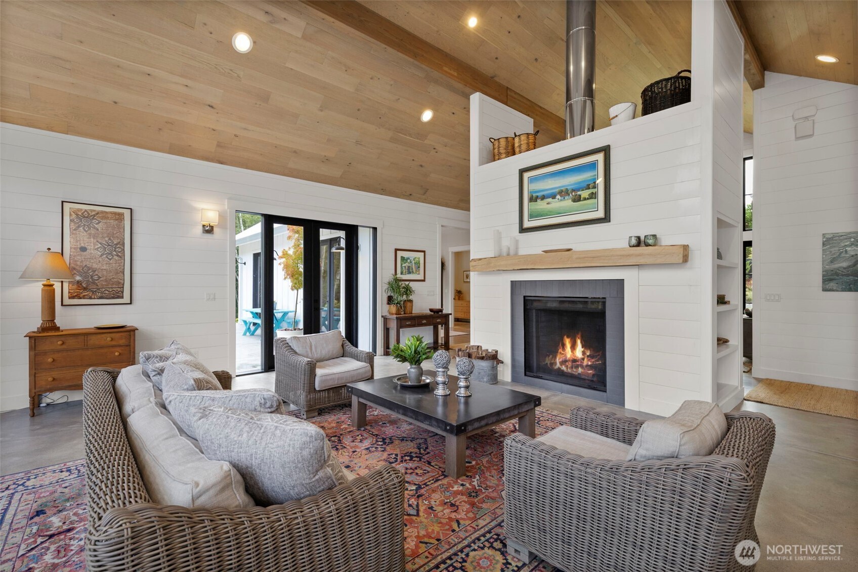 6565 NE Twin Spits Road