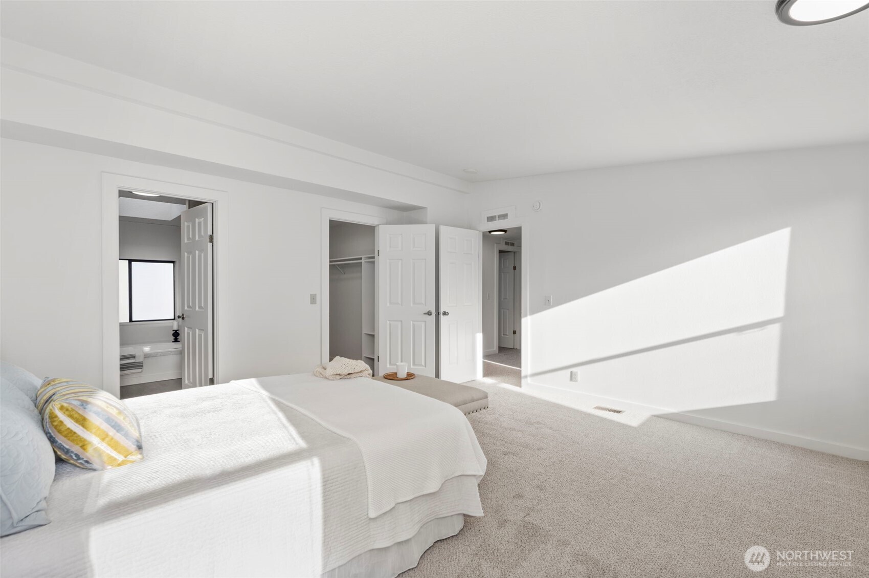 12782 NE Eckern Place