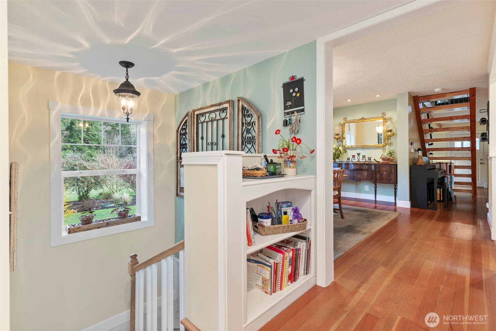 8964 NE State Hwy 104