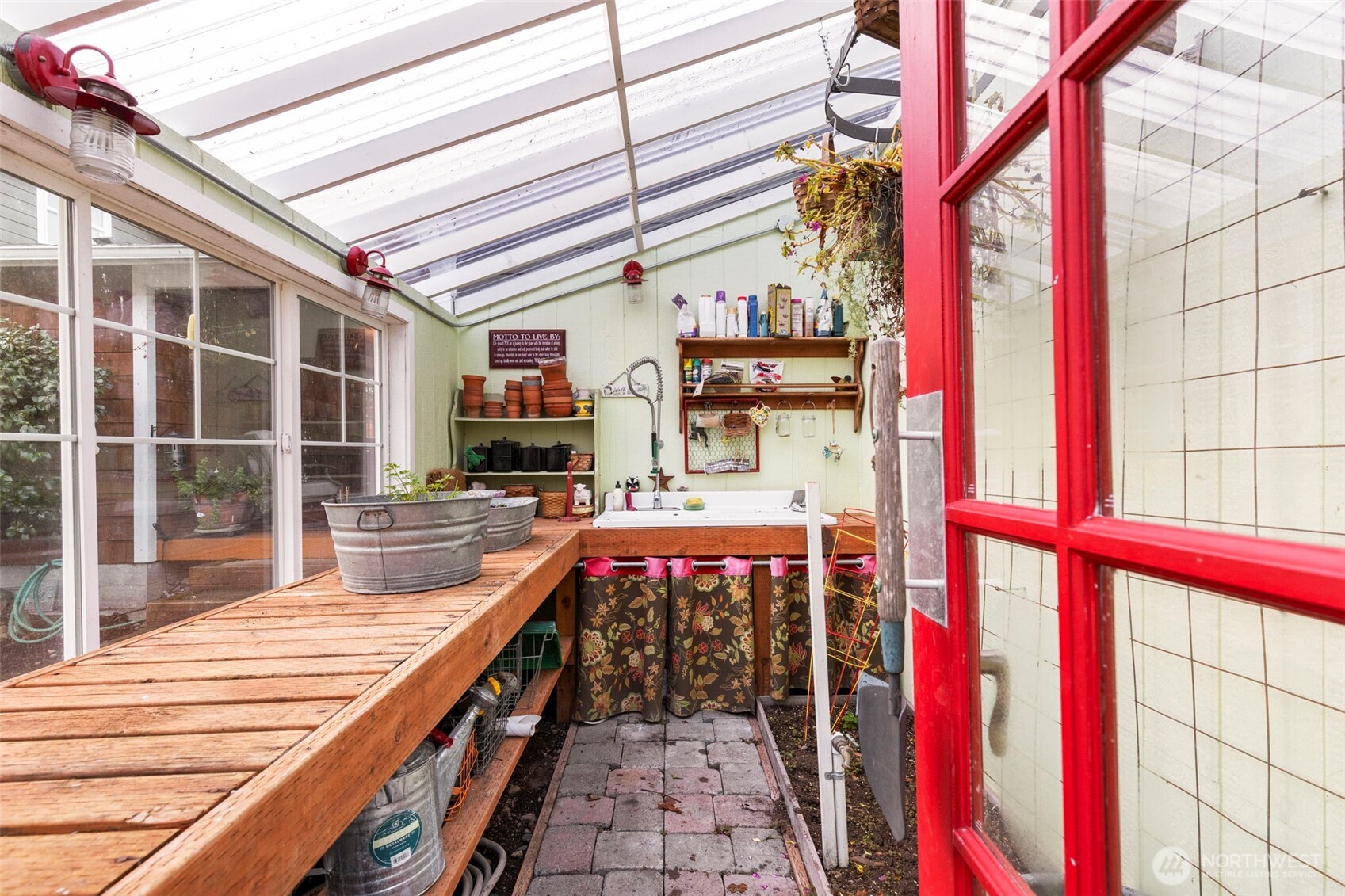 8964 NE State Hwy 104