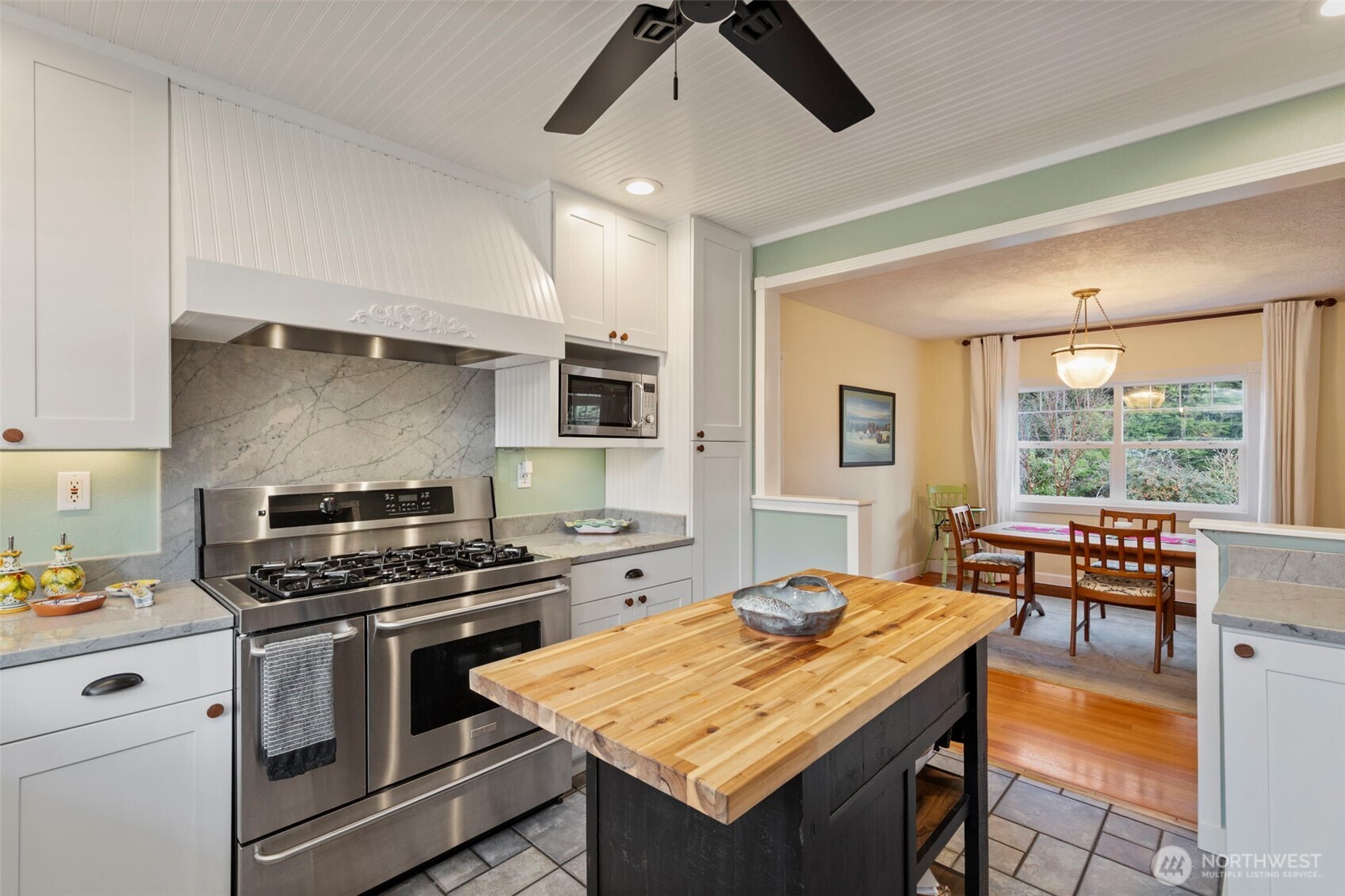 8964 NE State Hwy 104