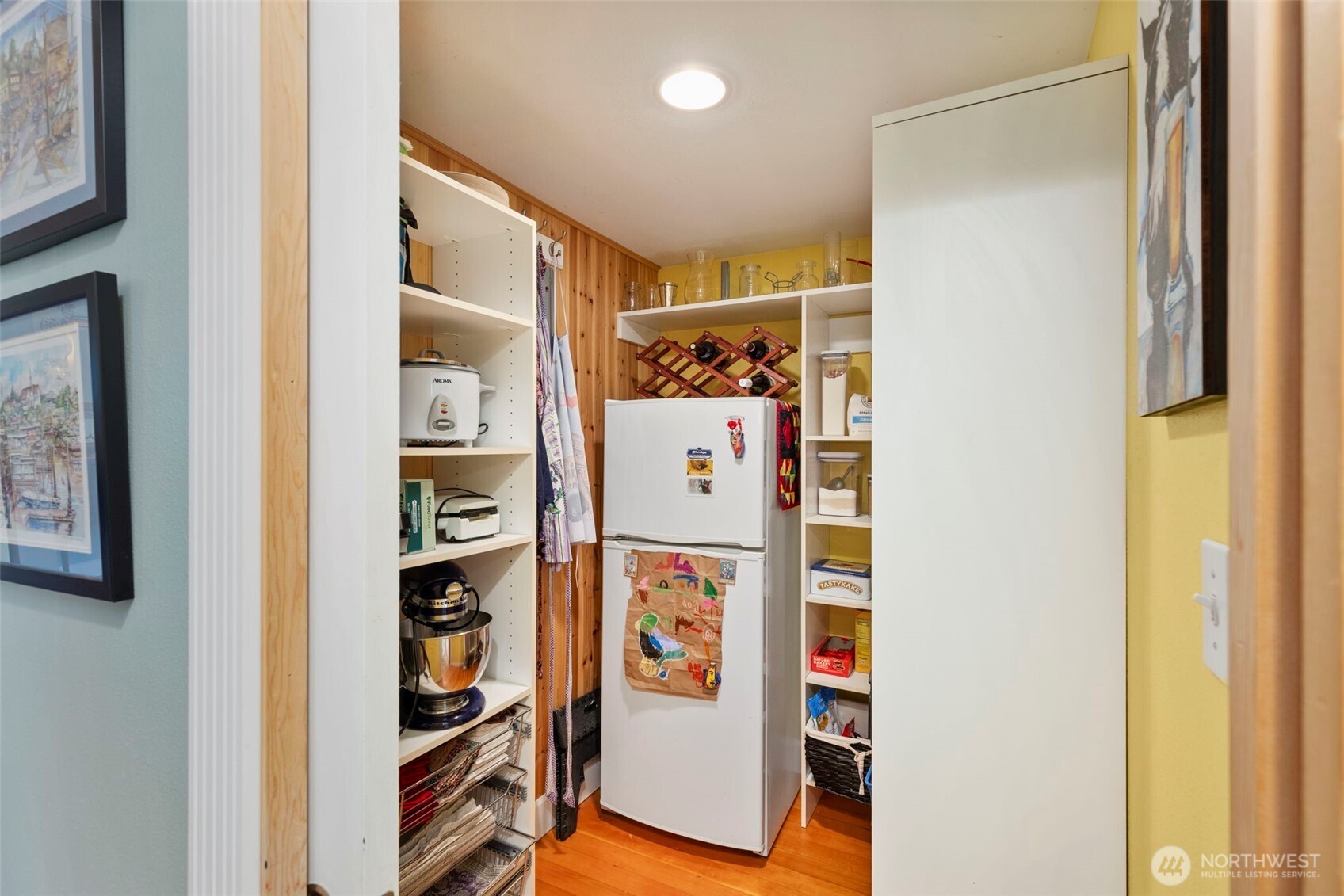 8964 NE State Hwy 104